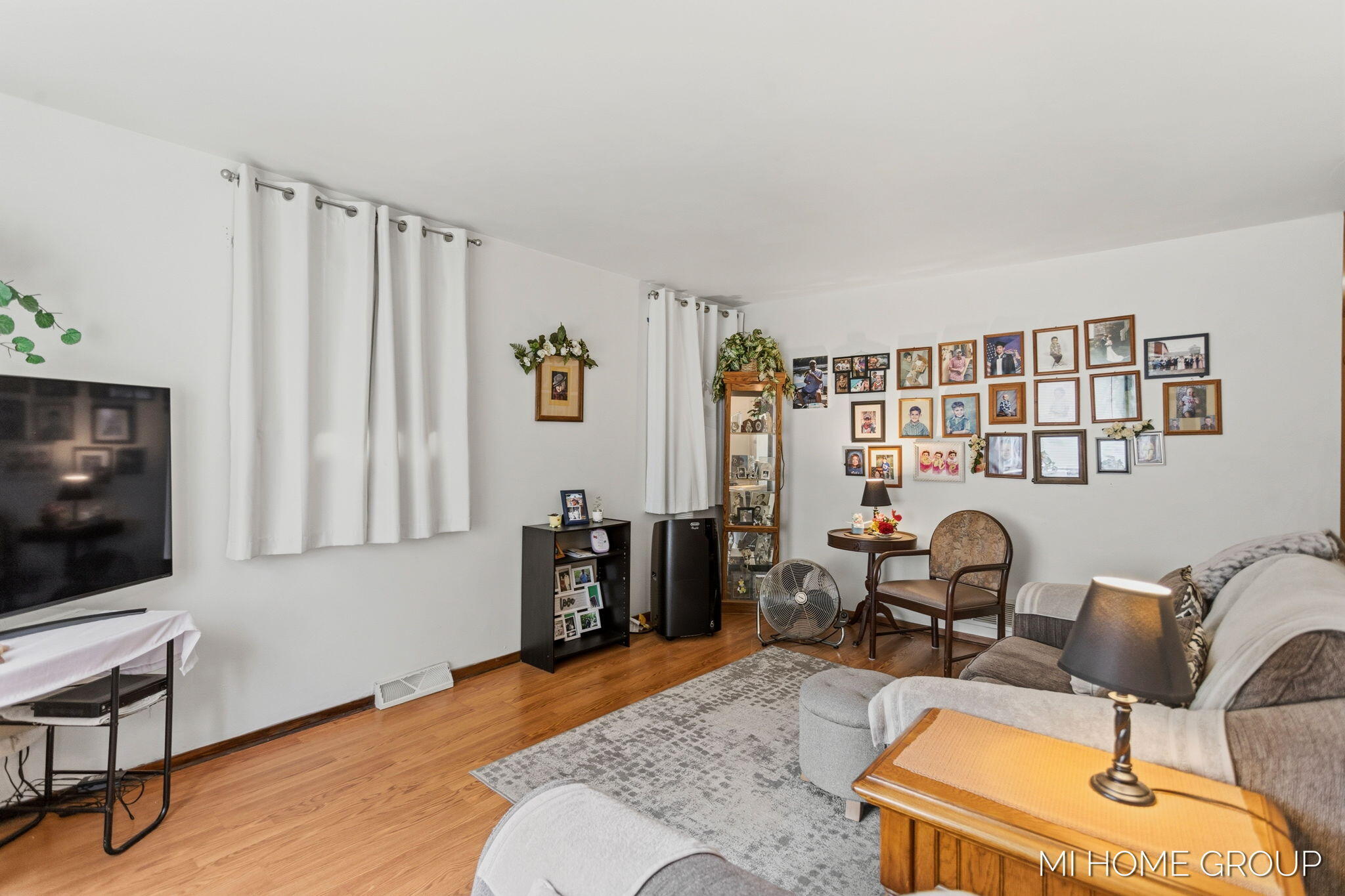 155 Burke Avenue Holland MI 49424