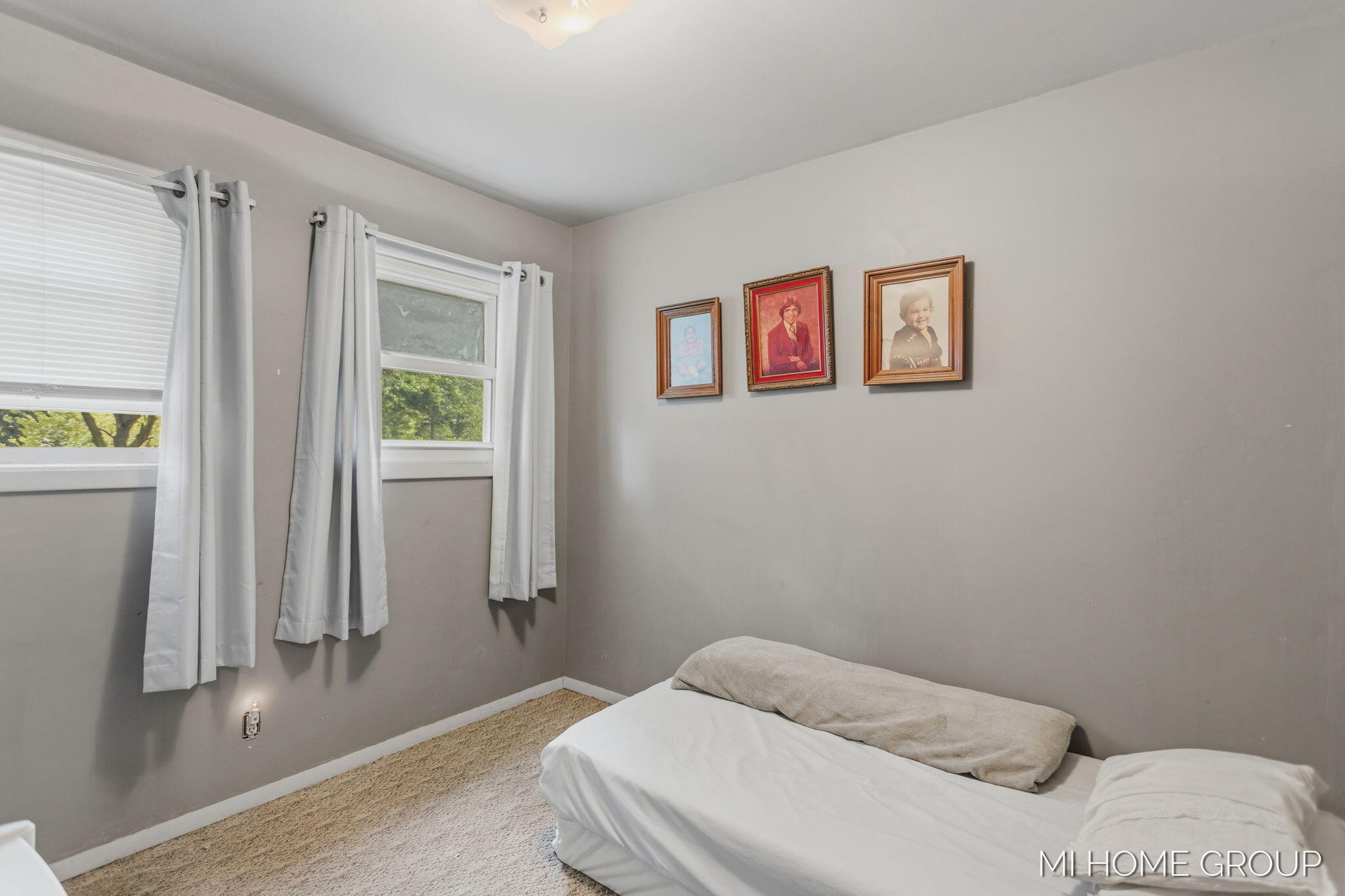 155 Burke Avenue Holland MI 49424
