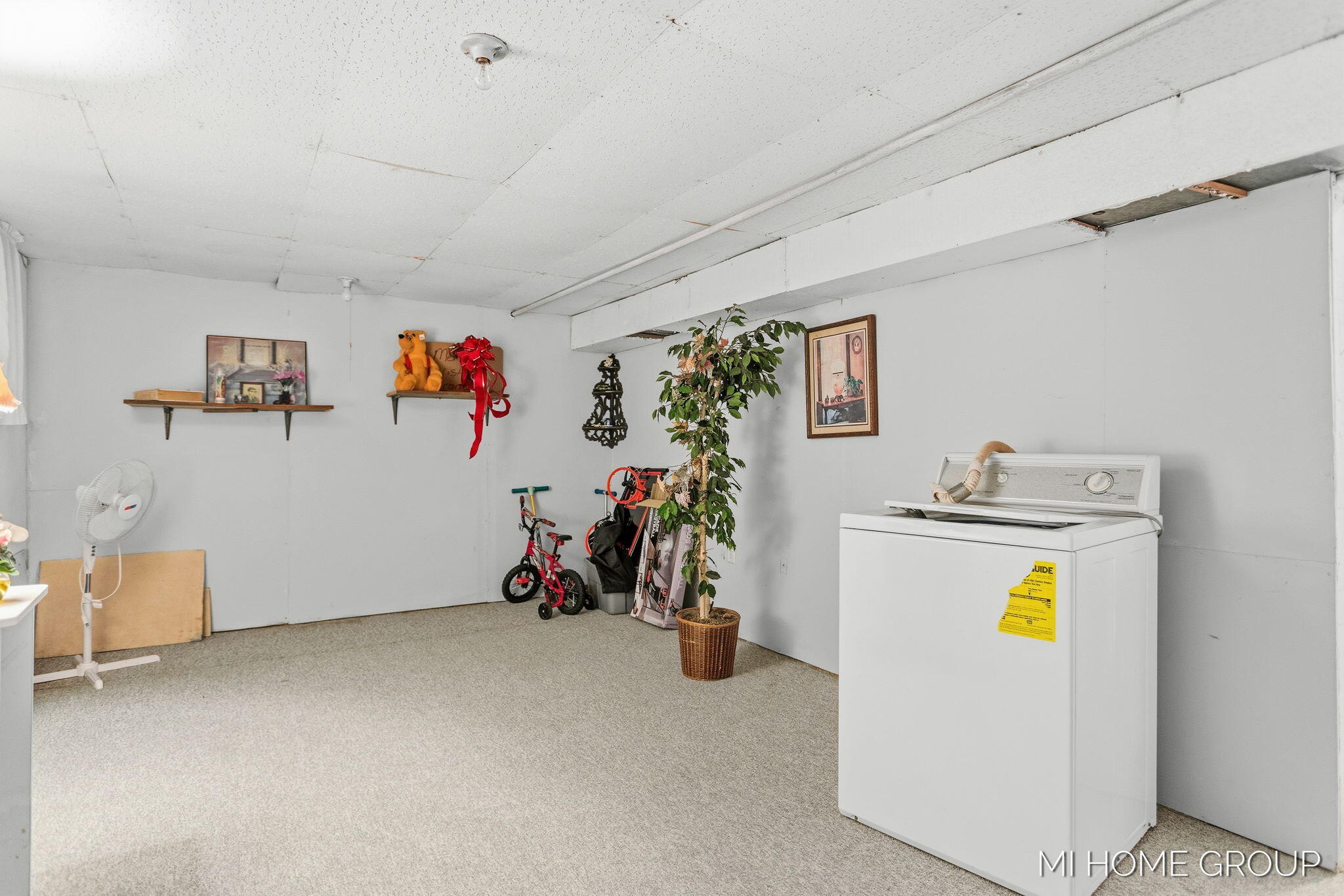 155 Burke Avenue Holland MI 49424