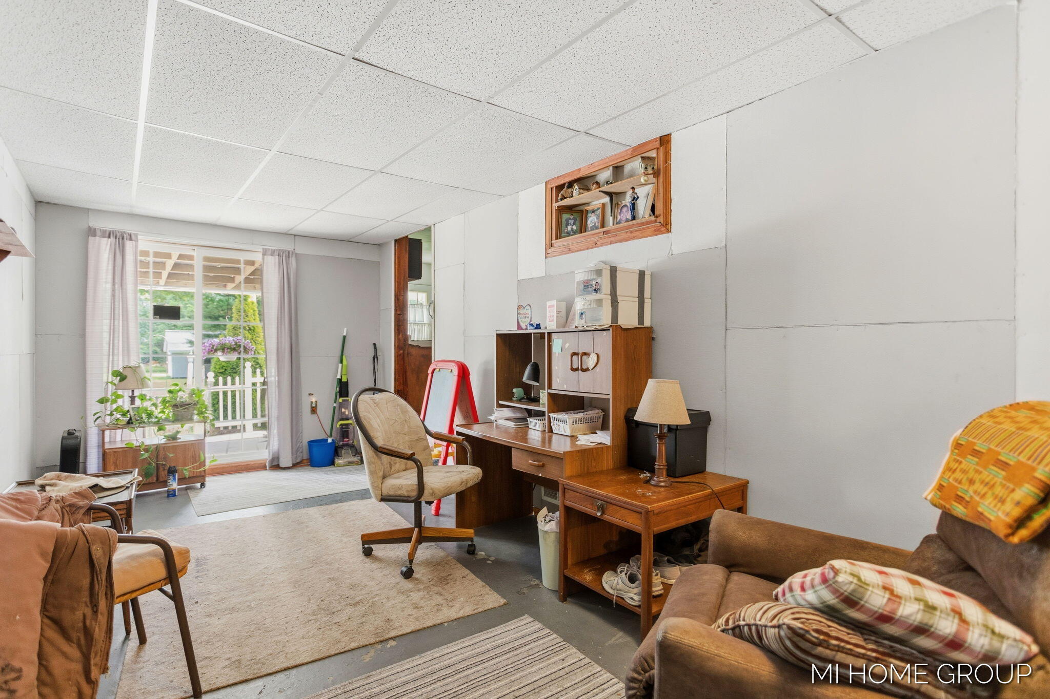 155 Burke Avenue Holland MI 49424