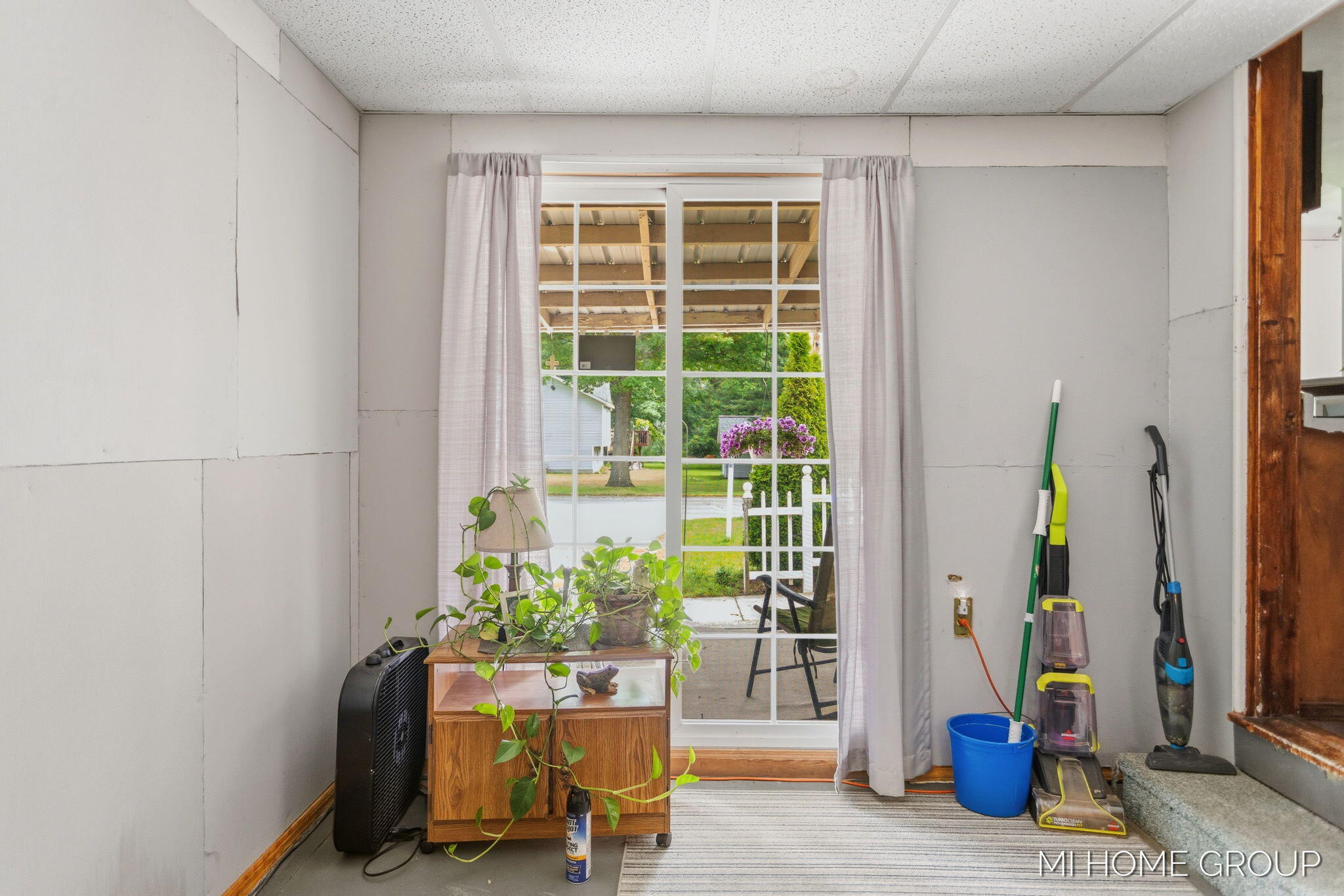 155 Burke Avenue Holland MI 49424