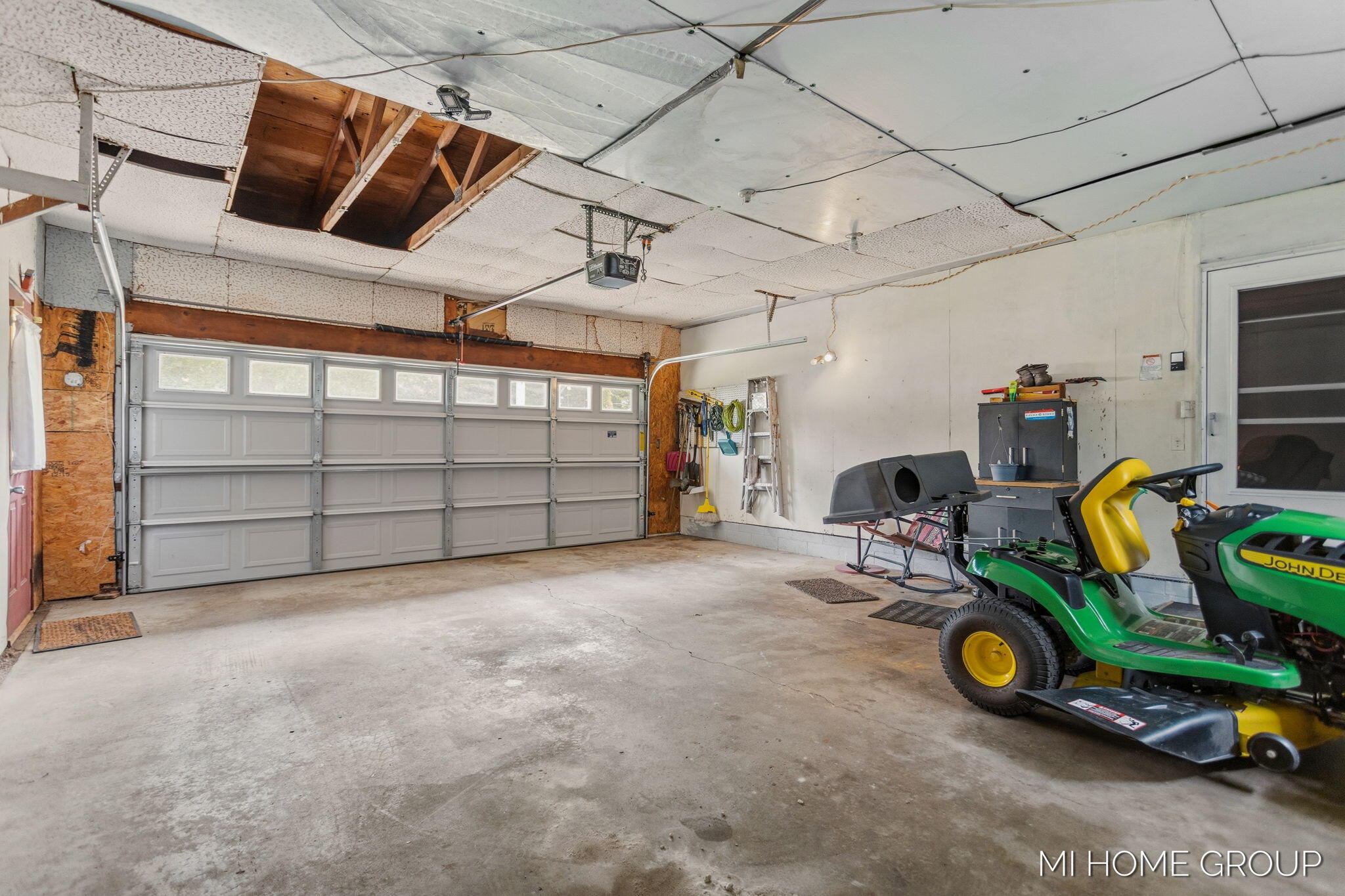 155 Burke Avenue Holland MI 49424