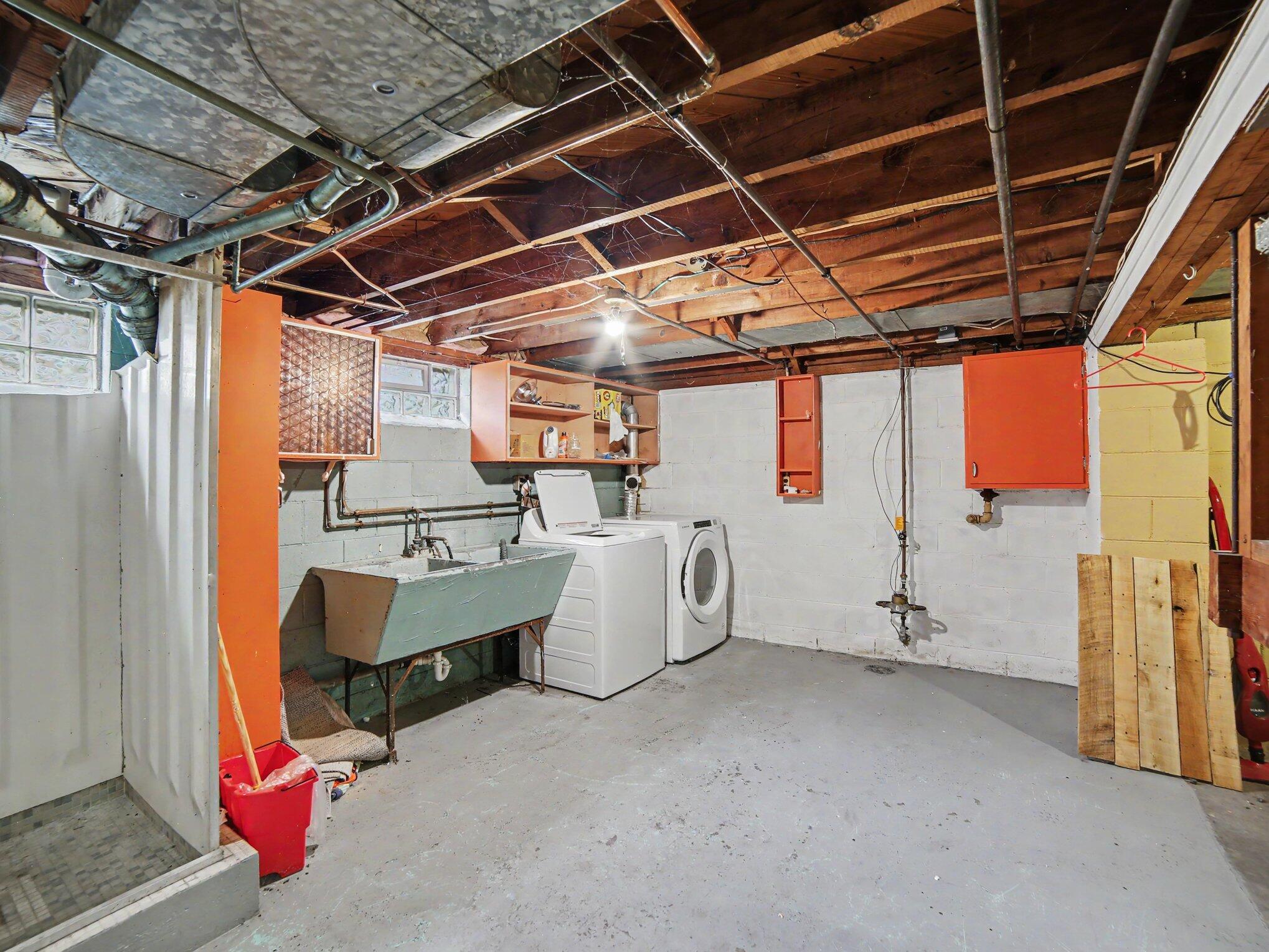 2240 Miner Avenue Muskegon MI 49441
