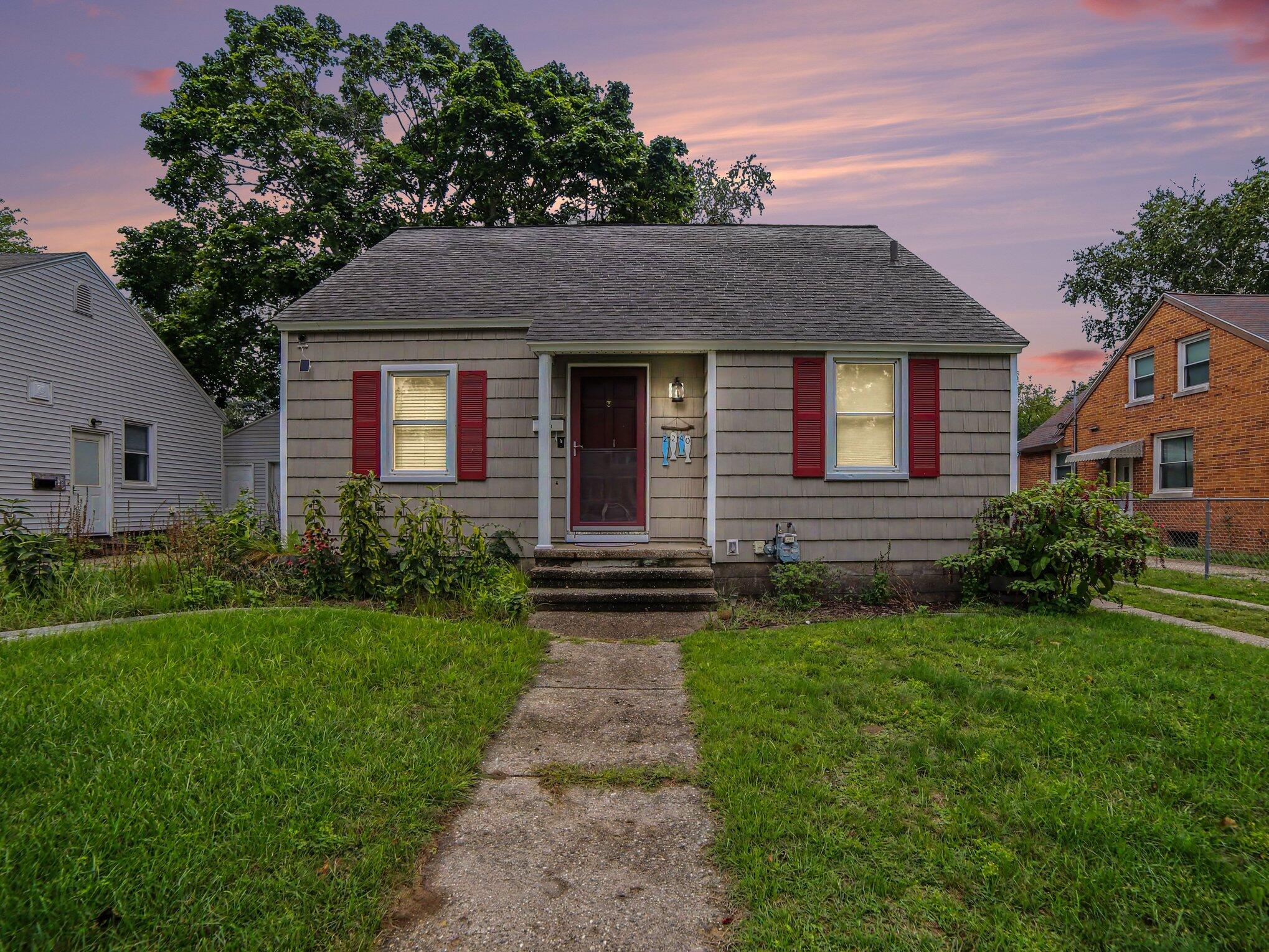 2240 Miner Avenue Muskegon MI 49441