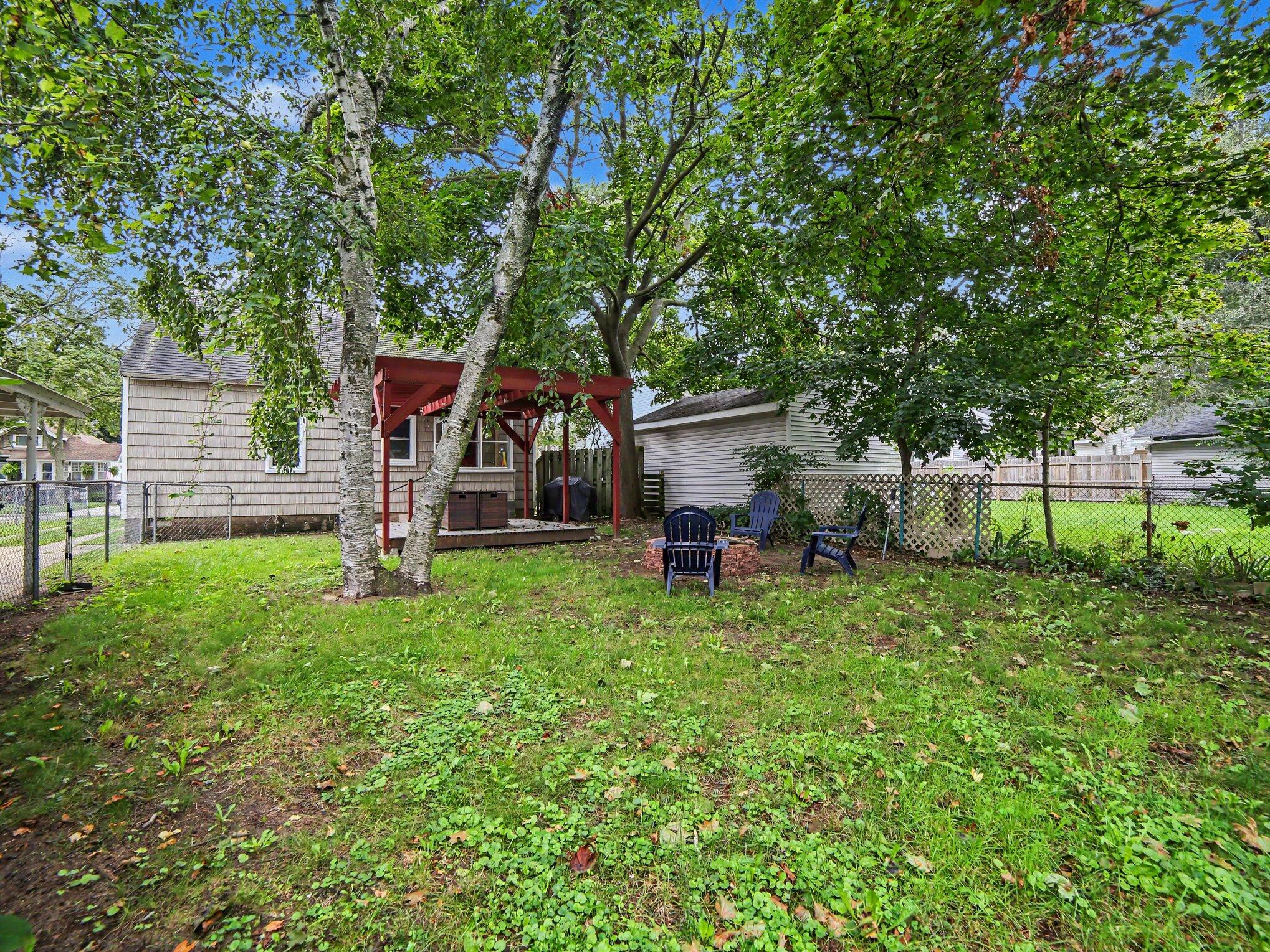 2240 Miner Avenue Muskegon MI 49441