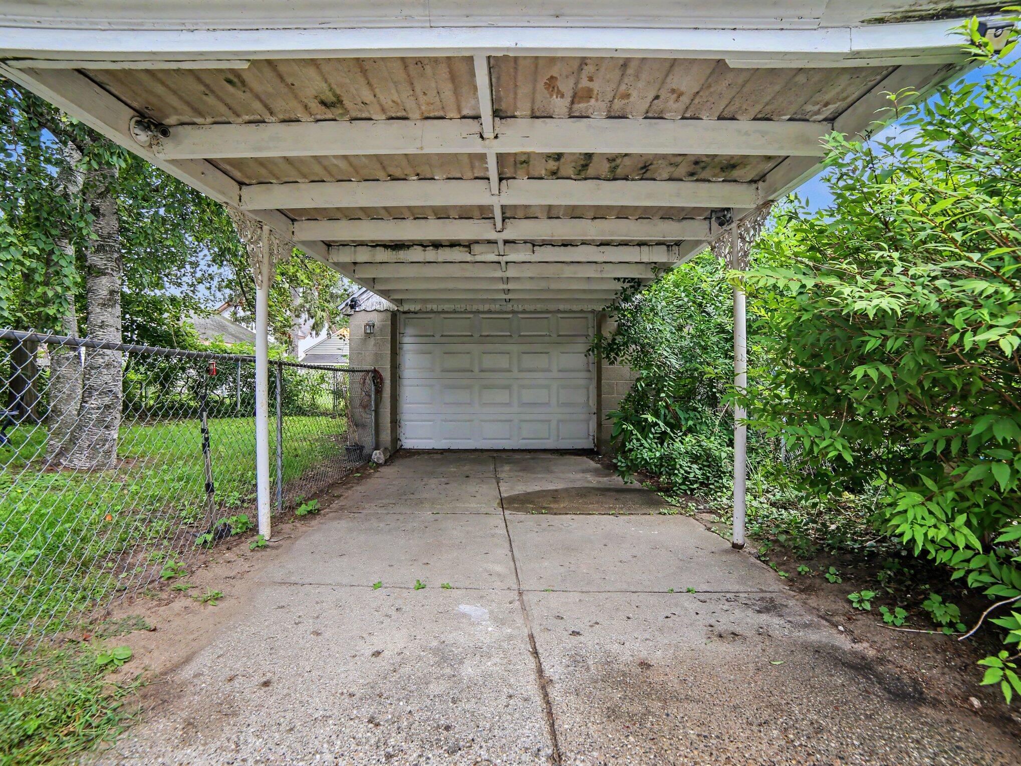 2240 Miner Avenue Muskegon MI 49441