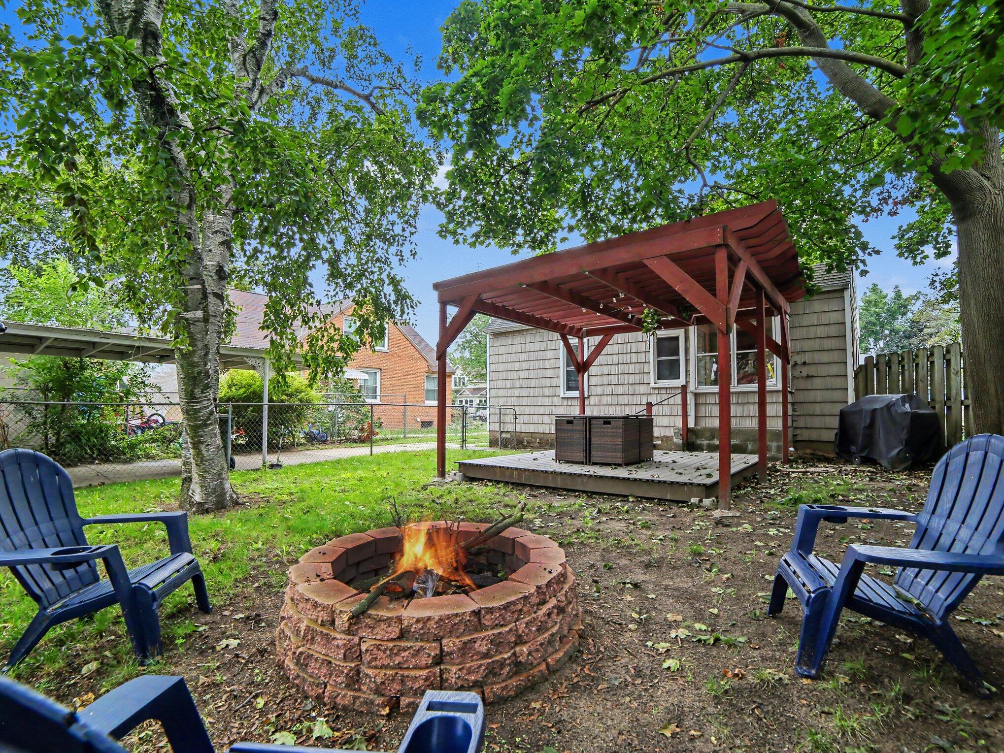2240 Miner Avenue Muskegon MI 49441