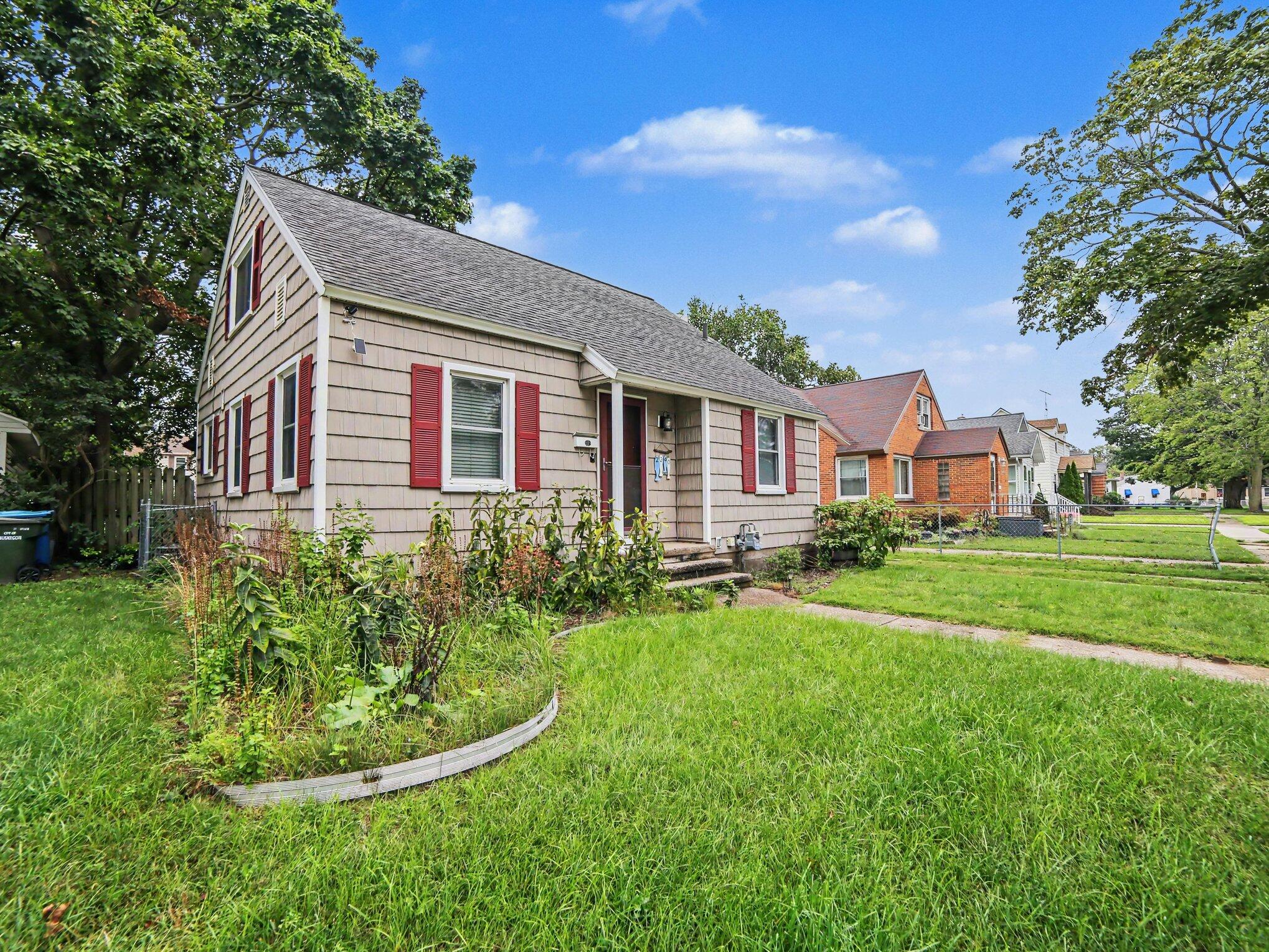2240 Miner Avenue Muskegon MI 49441