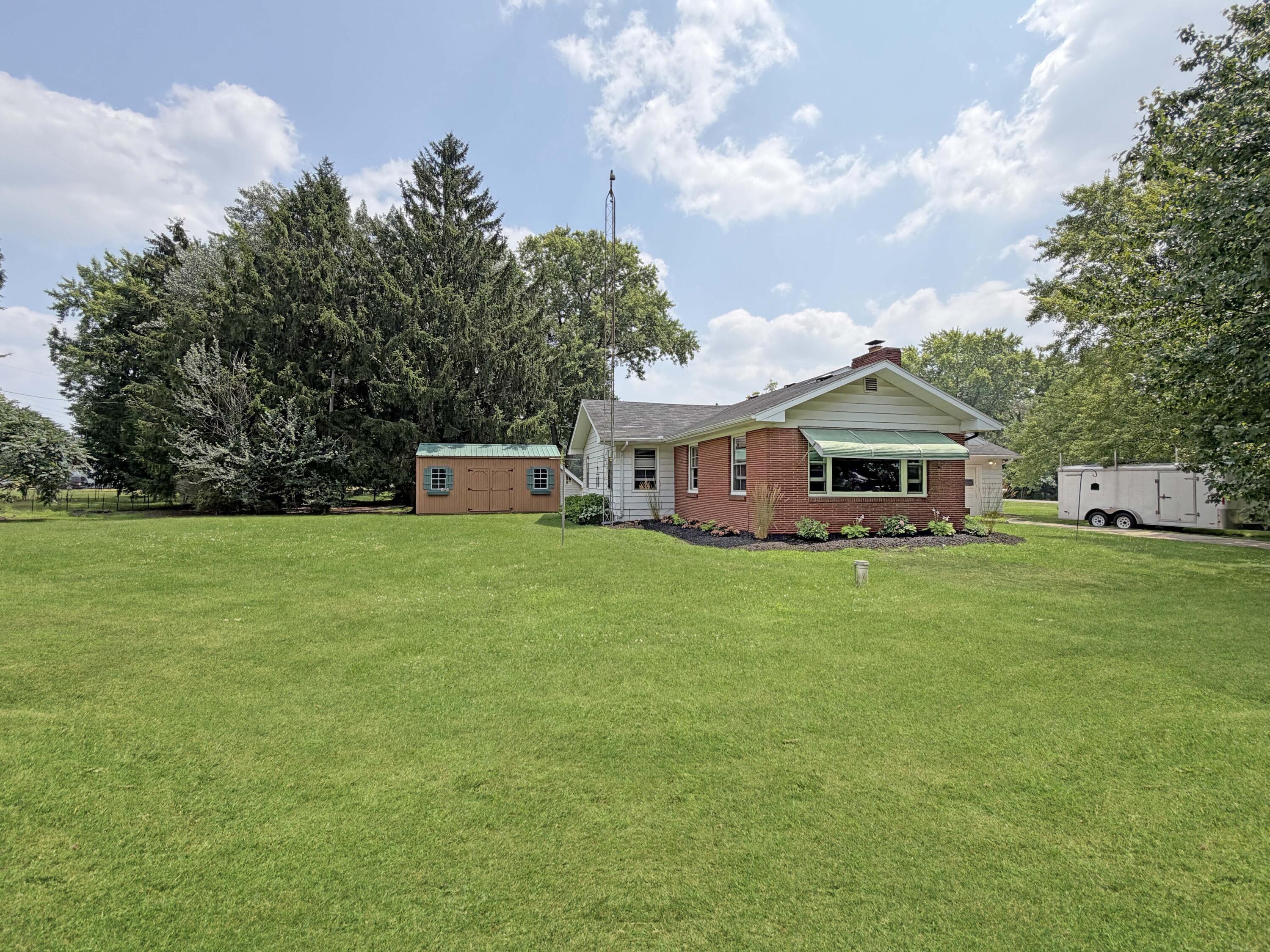 1615 Roger Avenue Benton Harbor MI 49022