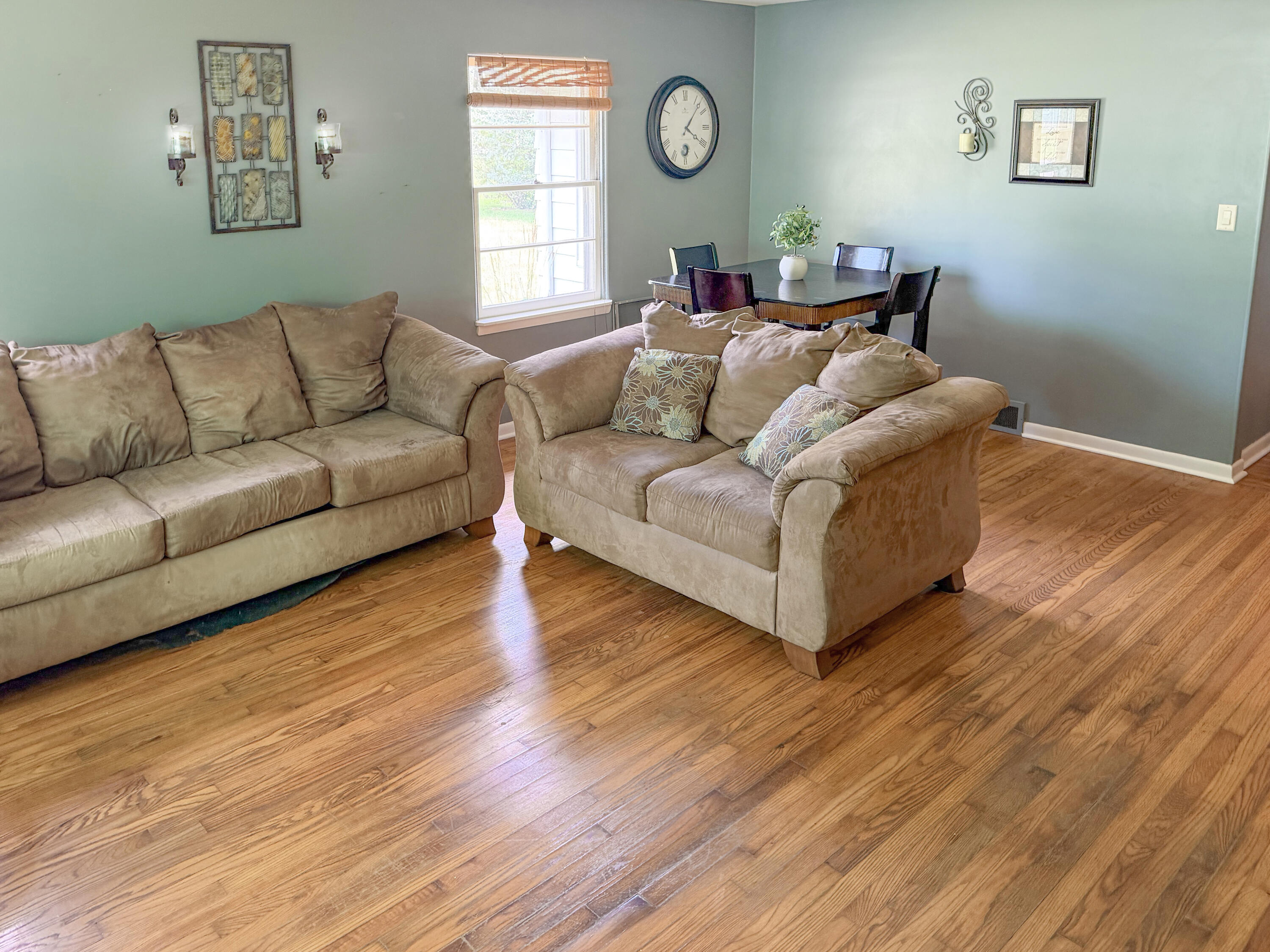 1615 Roger Avenue Benton Harbor MI 49022