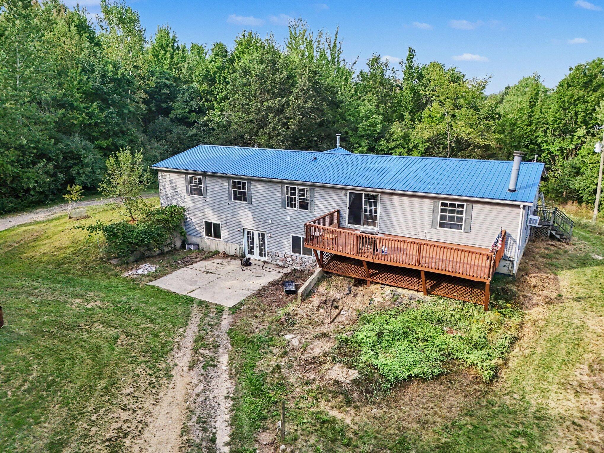 1863 Crystal Lane Allegan MI 49010