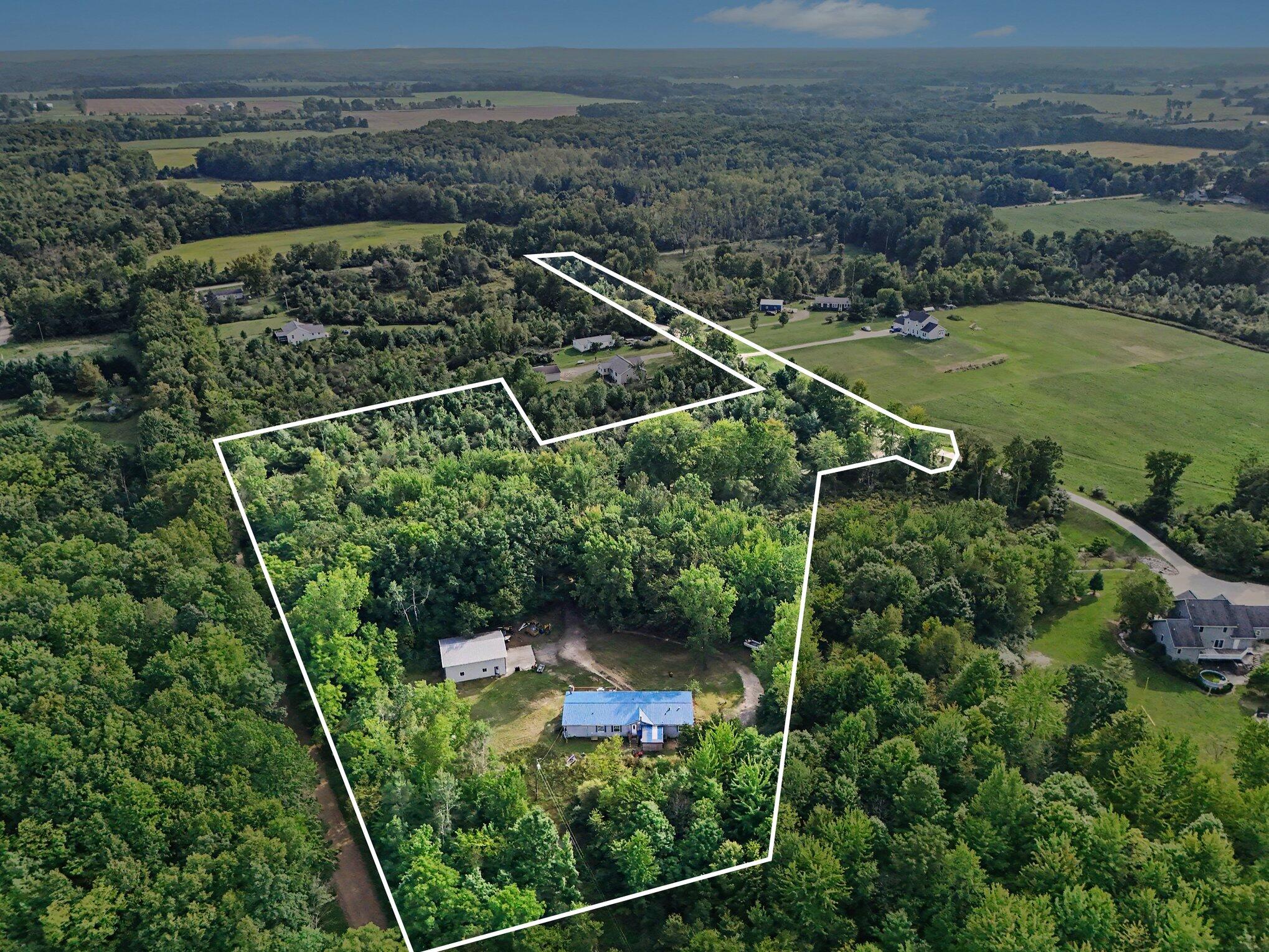1863 Crystal Lane Allegan MI 49010