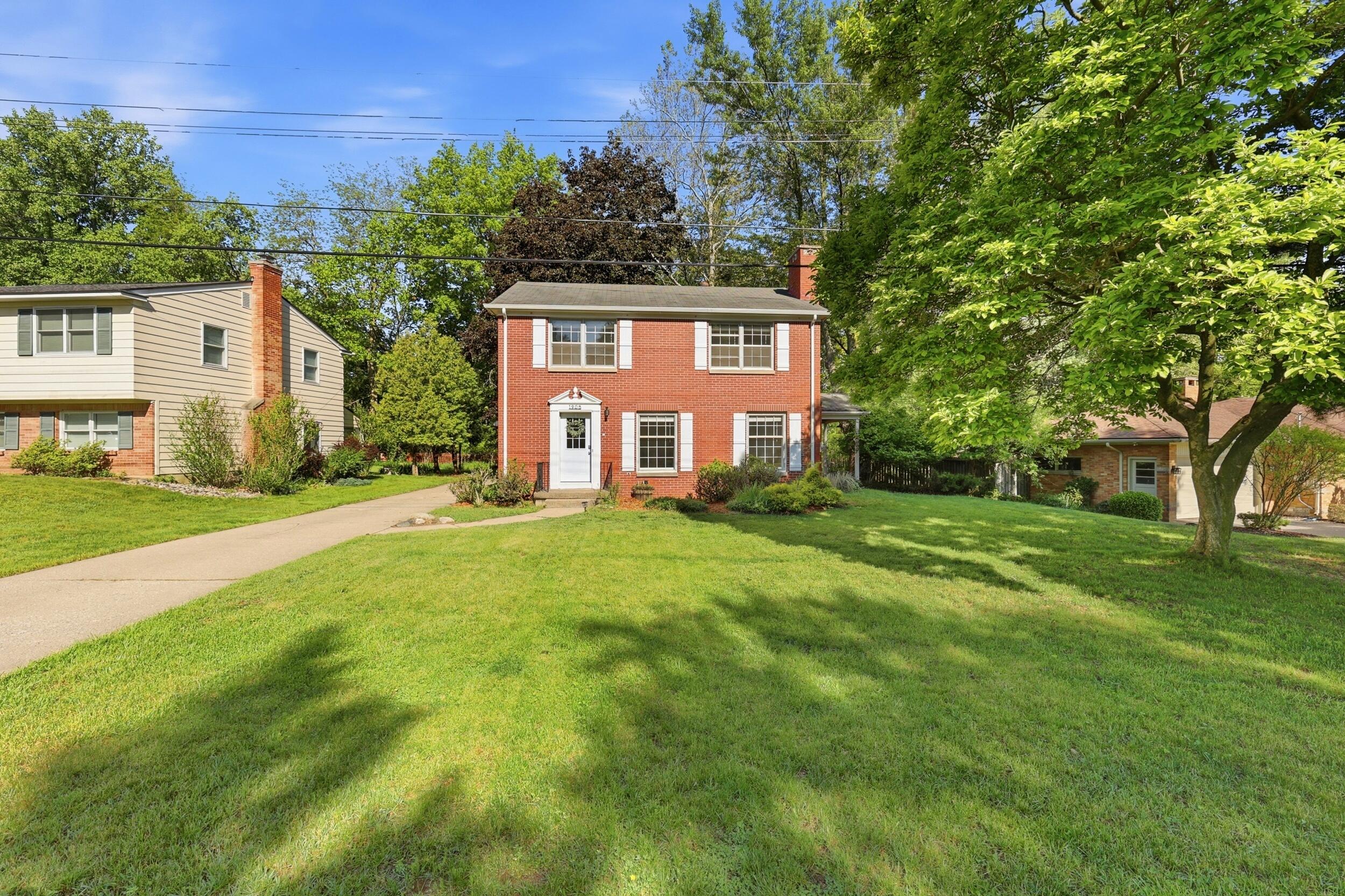 1905 Millbank Street SE Grand Rapids MI 49508