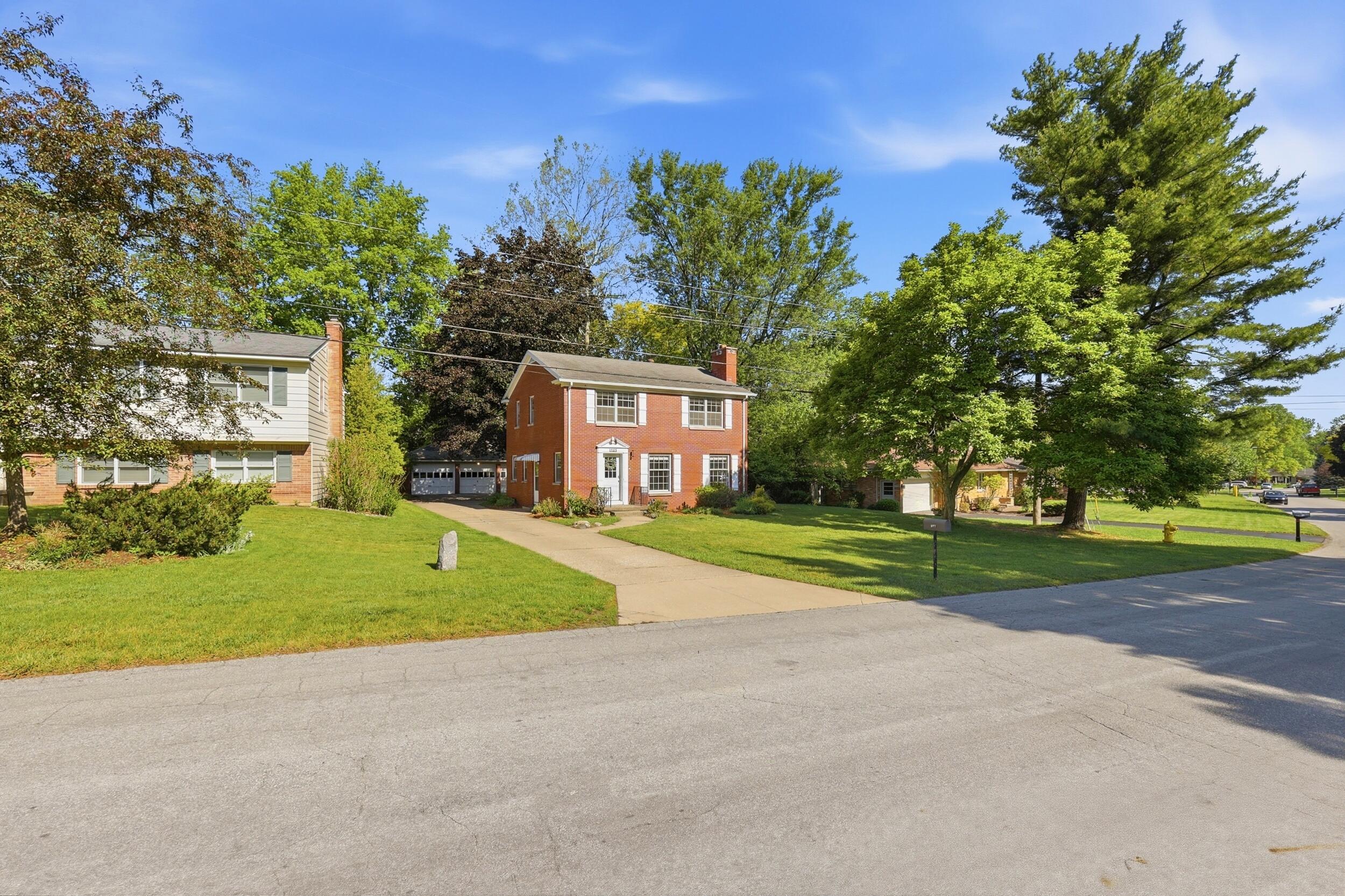 1905 Millbank Street SE Grand Rapids MI 49508