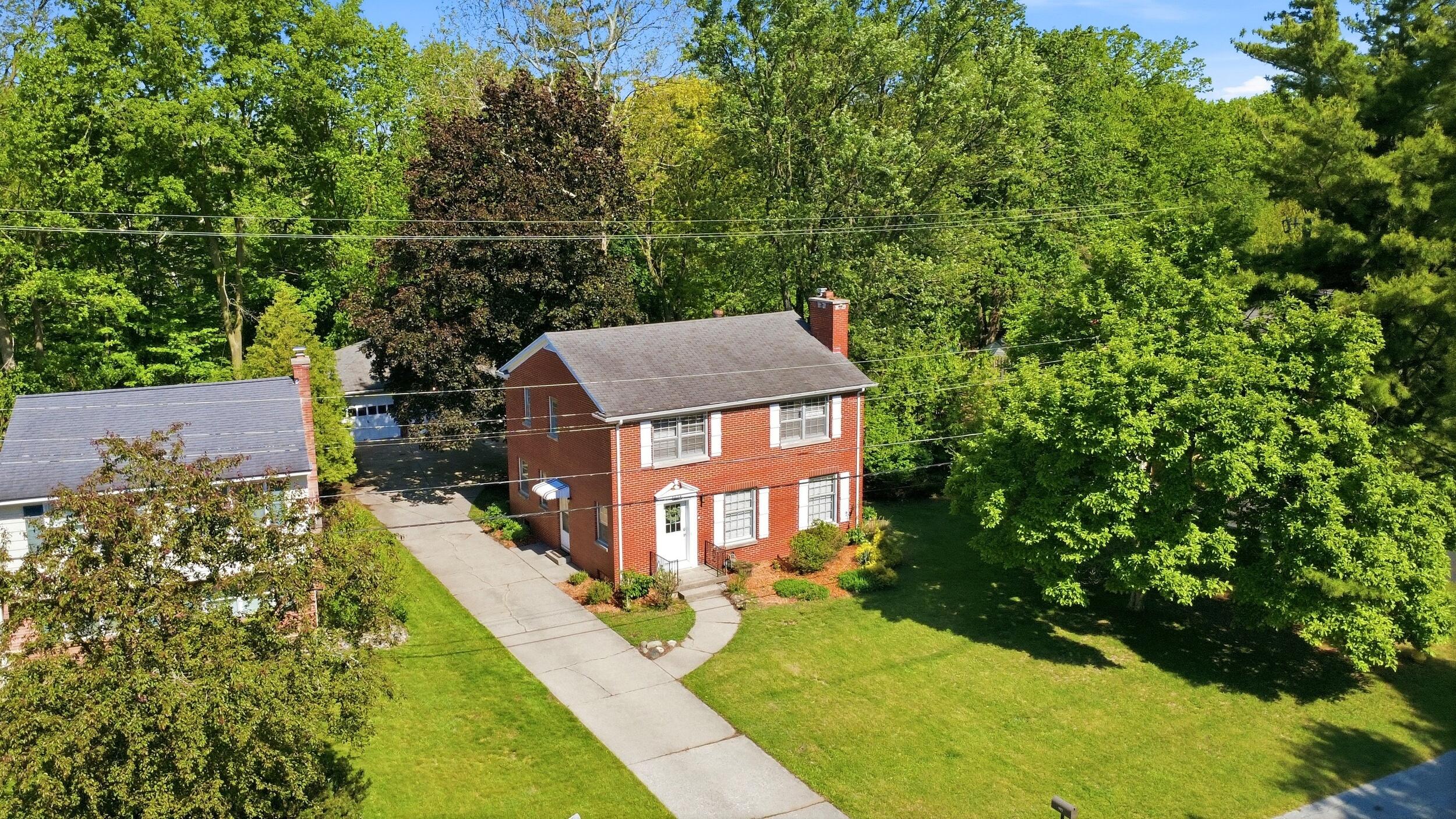 1905 Millbank Street SE Grand Rapids MI 49508