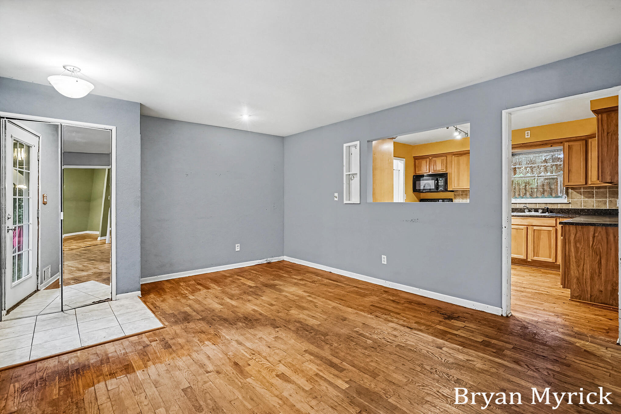 819 W 25th Street Holland MI 49423