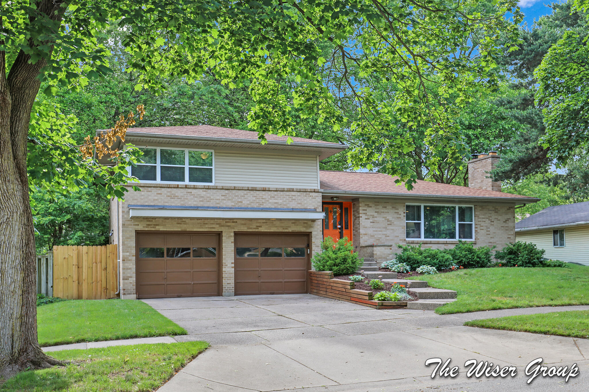 1613 Lotus Avenue SE Grand Rapids MI 49506