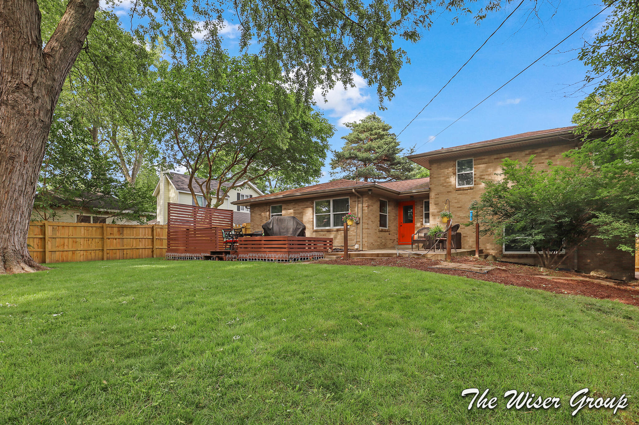 1613 Lotus Avenue SE Grand Rapids MI 49506