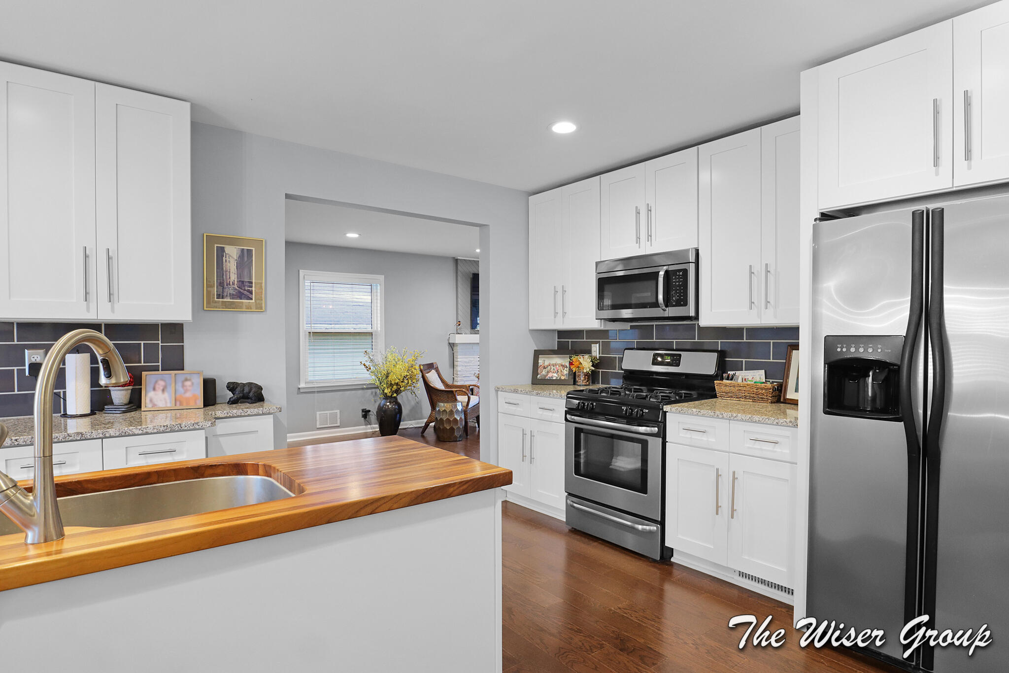 1613 Lotus Avenue SE Grand Rapids MI 49506