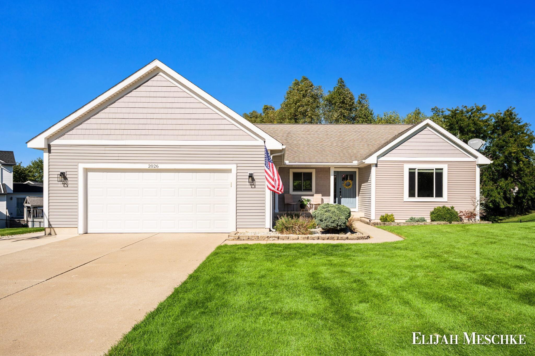 2026 Orchard Ridge Drive NW Grand Rapids MI 49534