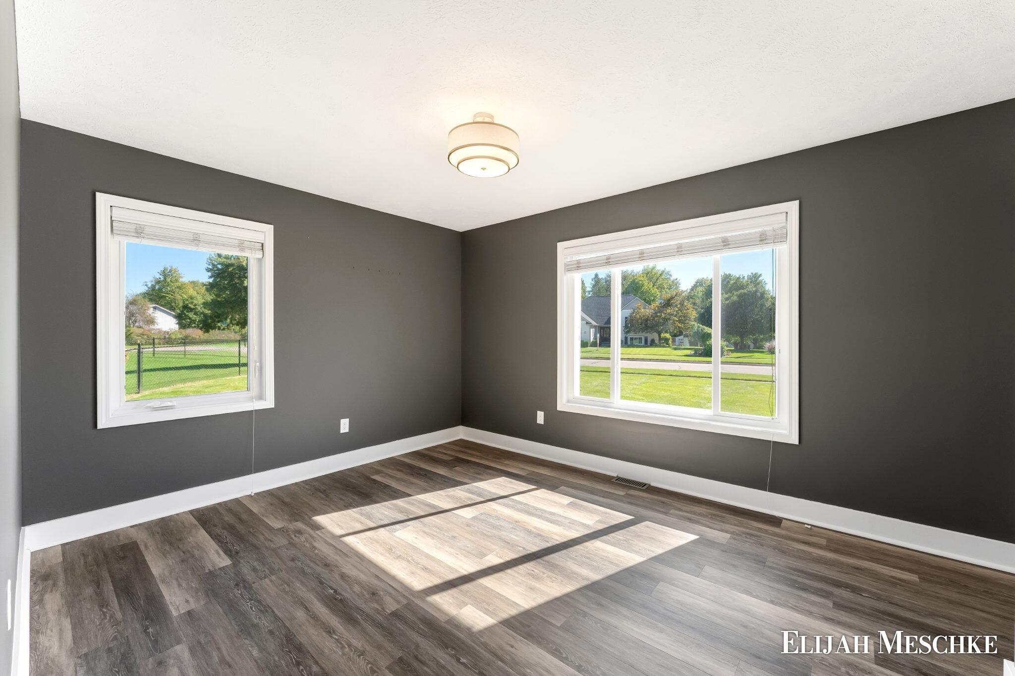 2026 Orchard Ridge Drive NW Grand Rapids MI 49534