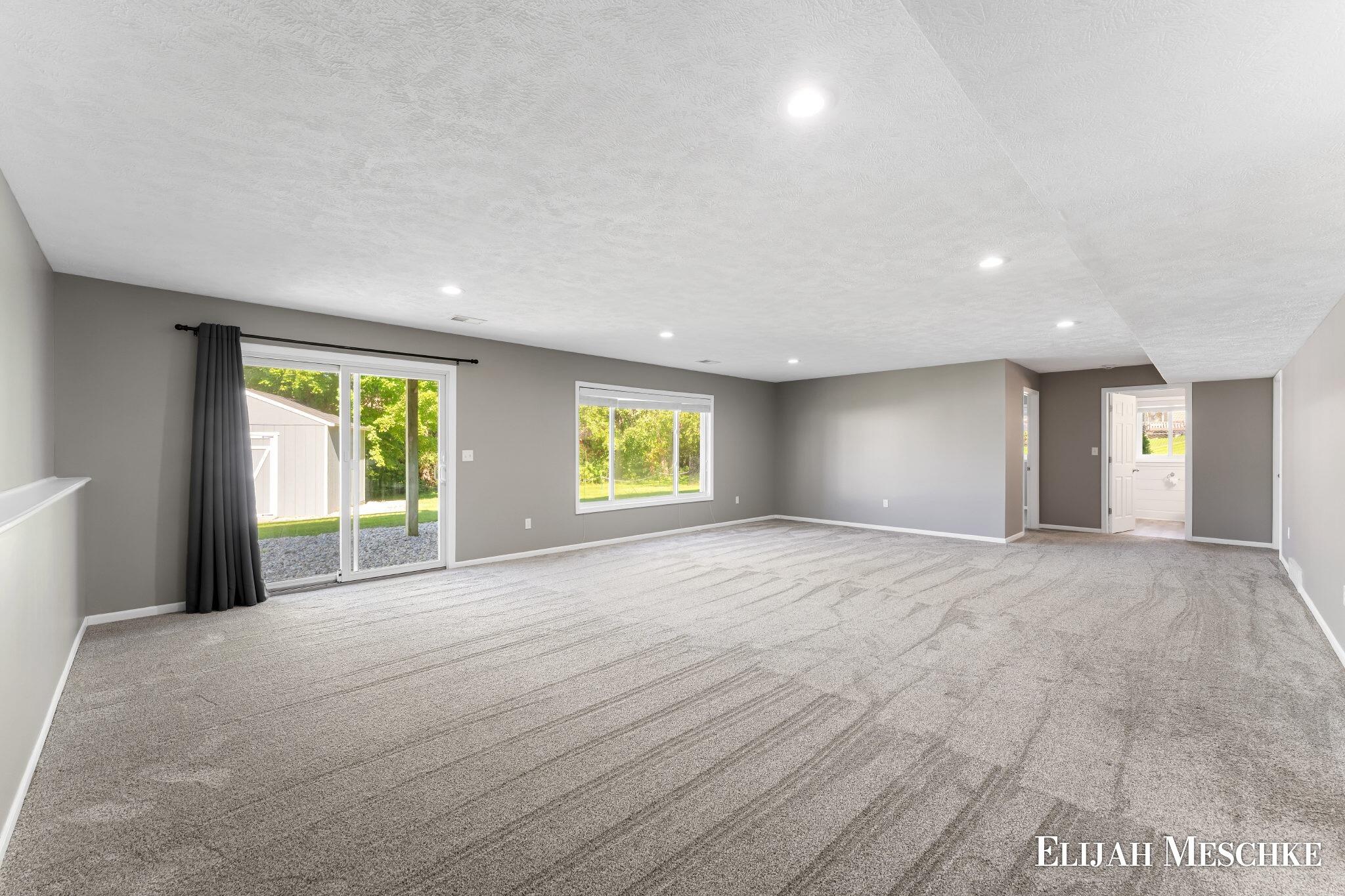 2026 Orchard Ridge Drive NW Grand Rapids MI 49534