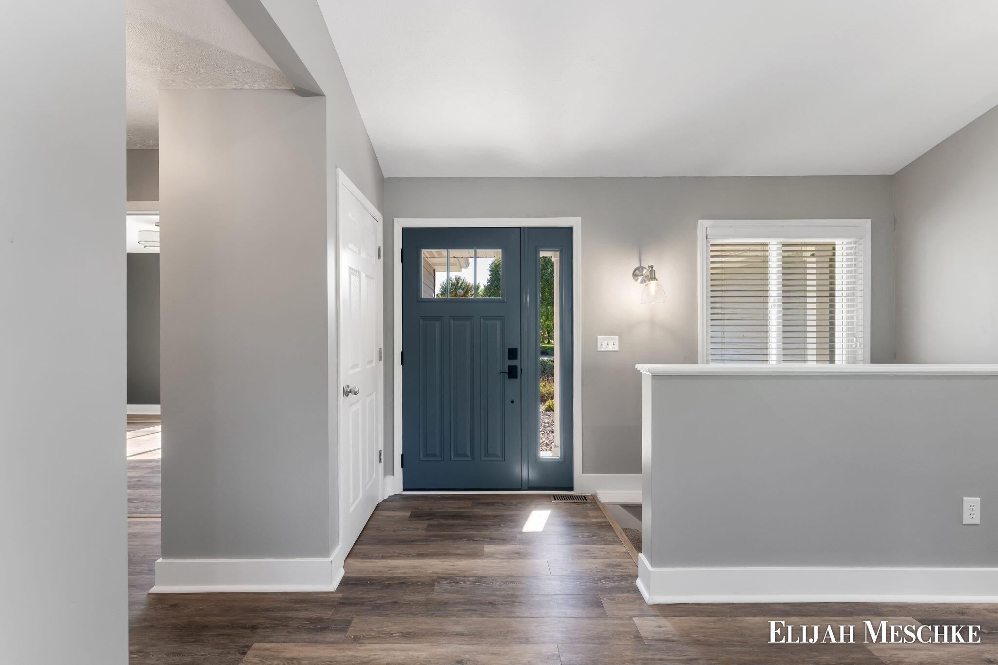 2026 Orchard Ridge Drive NW Grand Rapids MI 49534