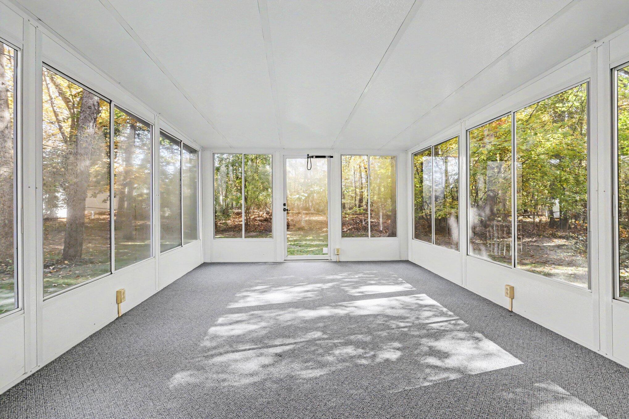 607 S Sherman Street Allegan MI 49010