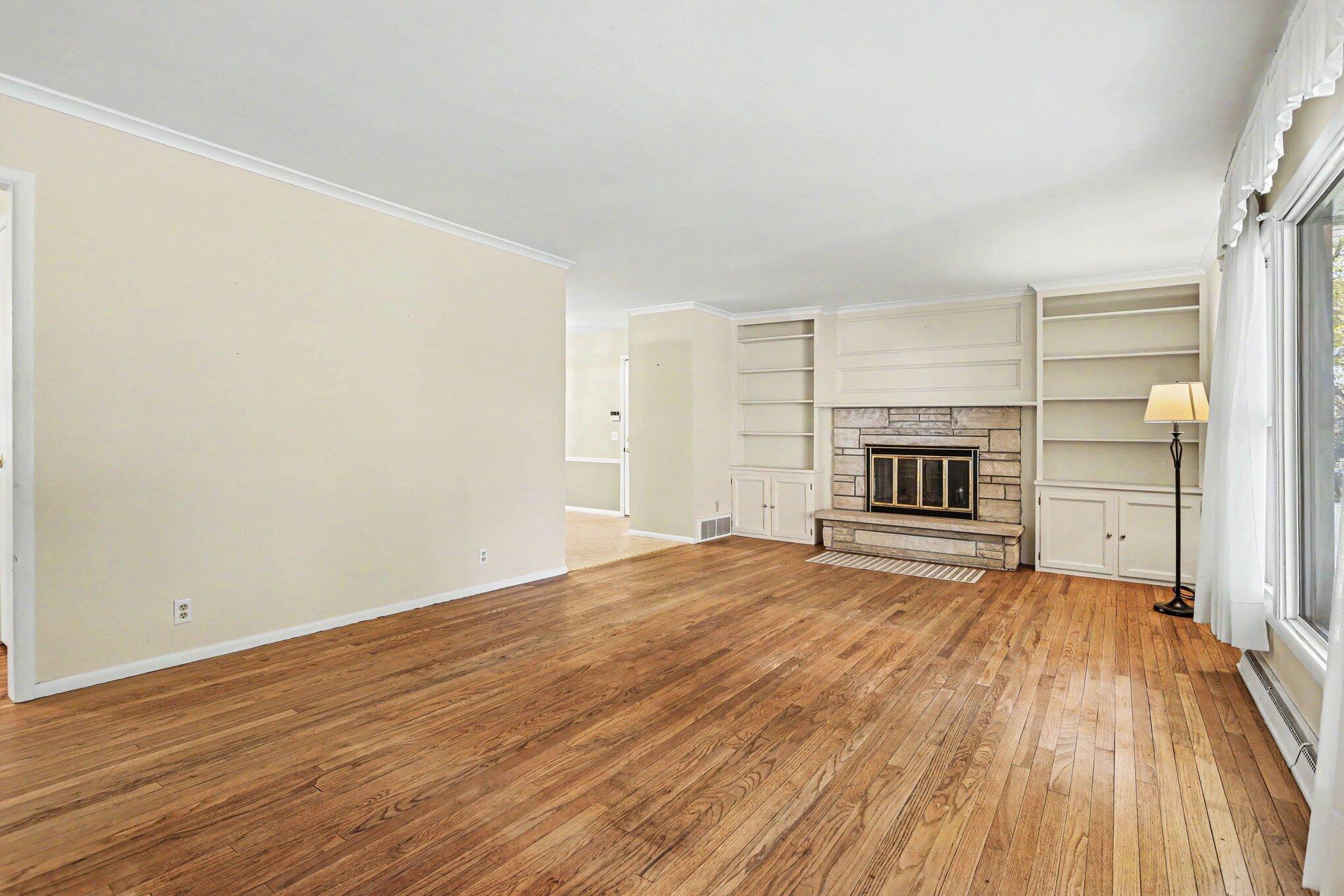 607 S Sherman Street Allegan MI 49010