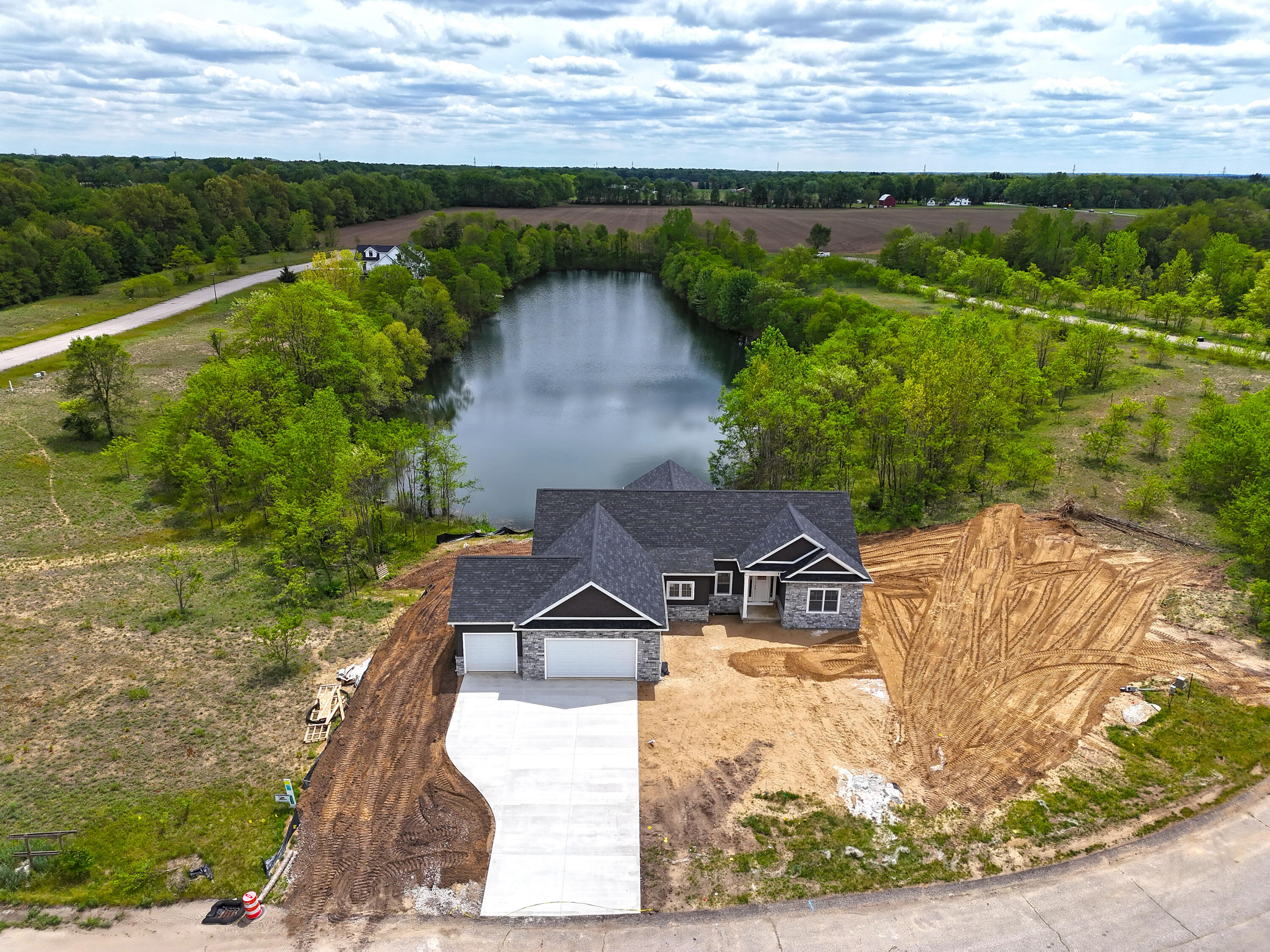 70055 Ashley Drive Edwardsburg MI 49112