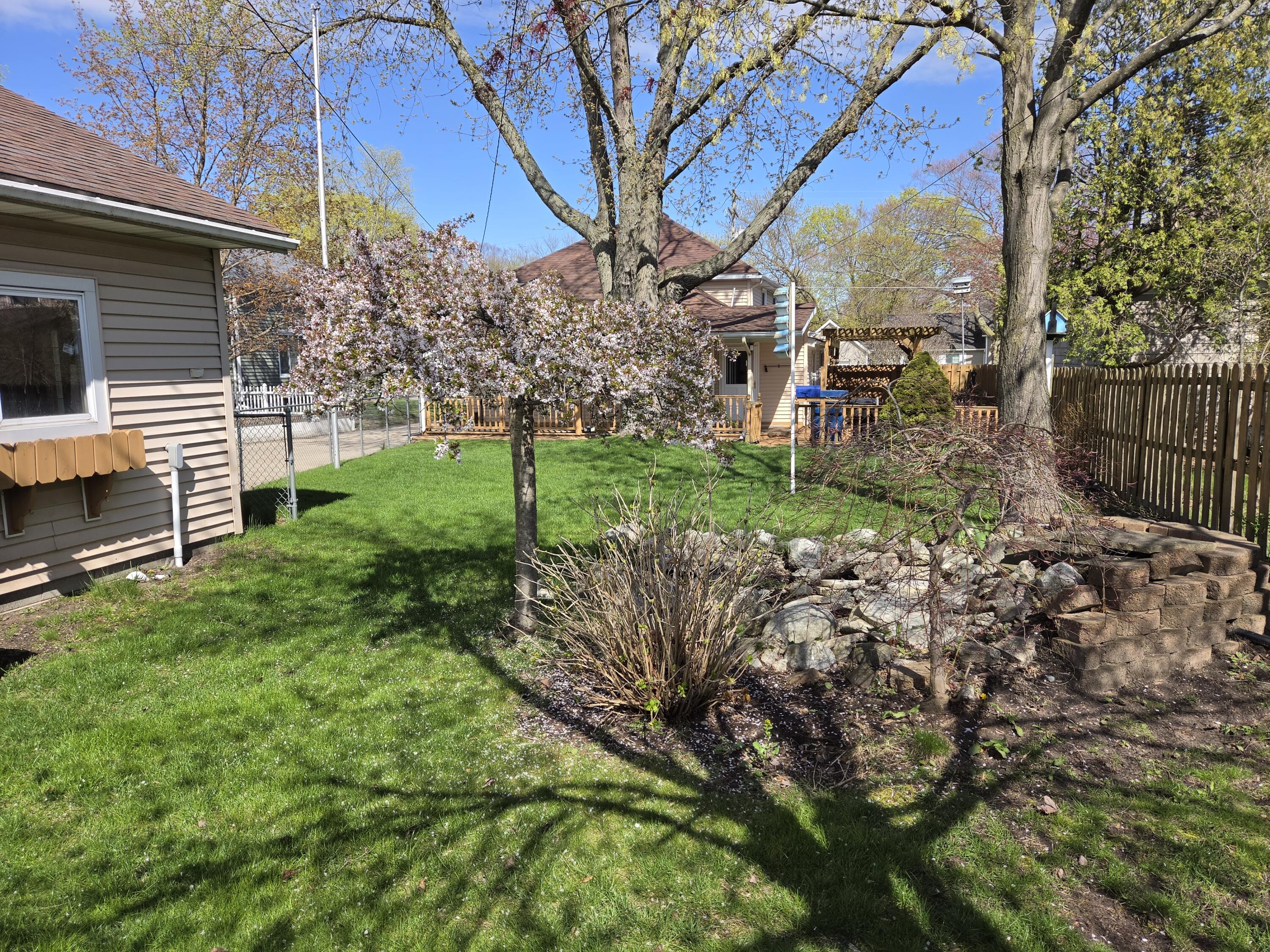 603 New William Street Ludington MI 49431