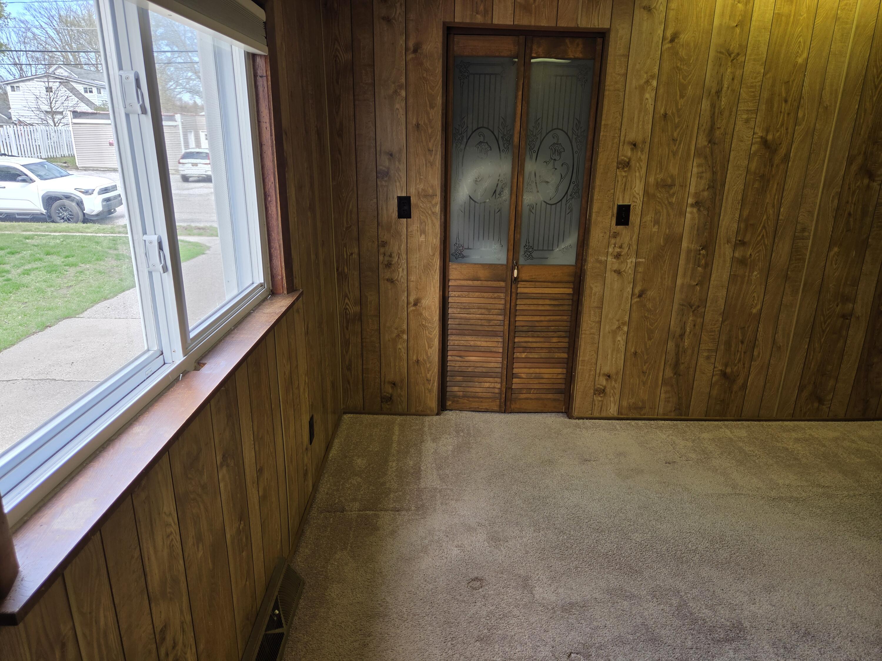 603 New William Street Ludington MI 49431