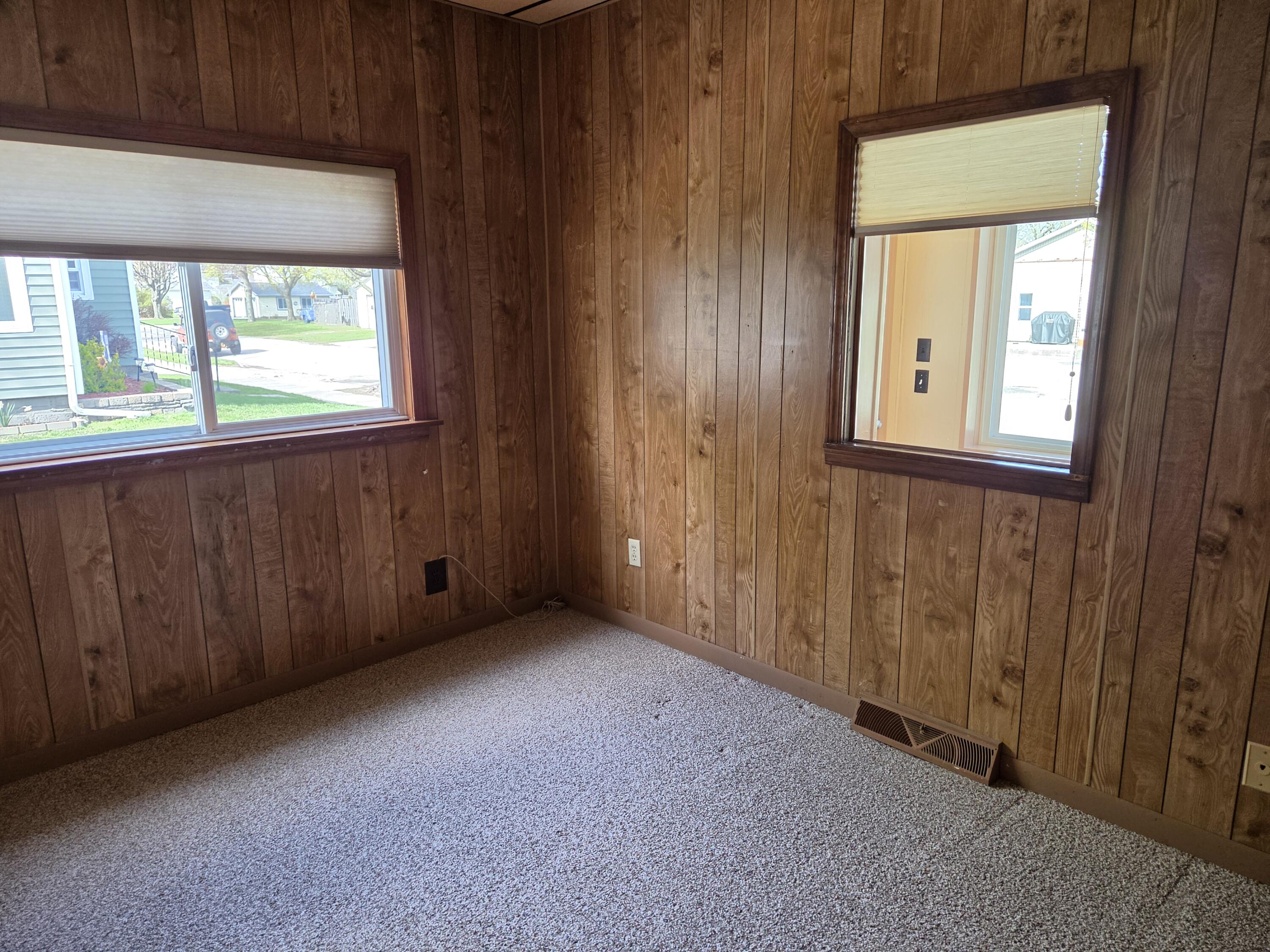 603 New William Street Ludington MI 49431