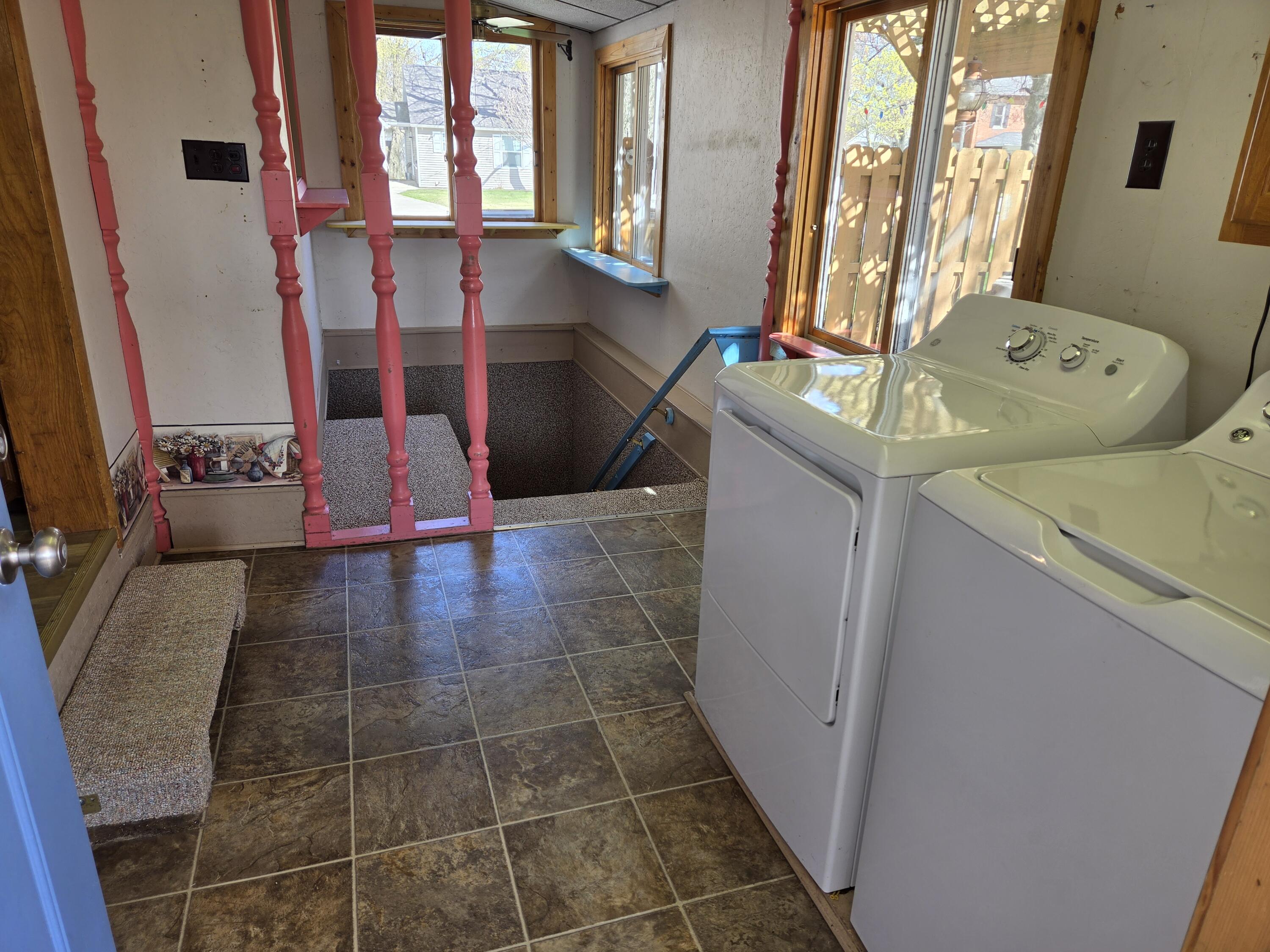 603 New William Street Ludington MI 49431