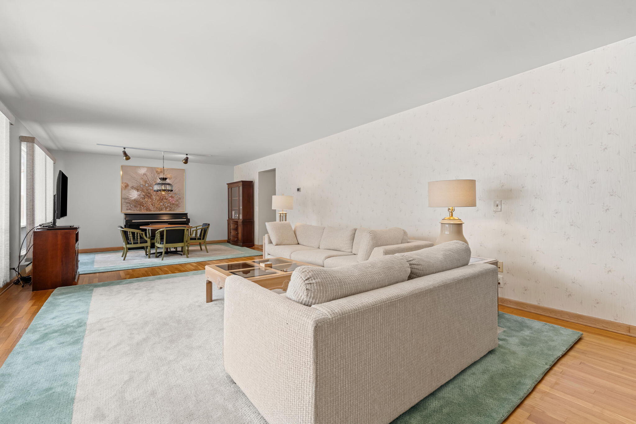 2095 Lakeshore Drive Fennville MI 49408