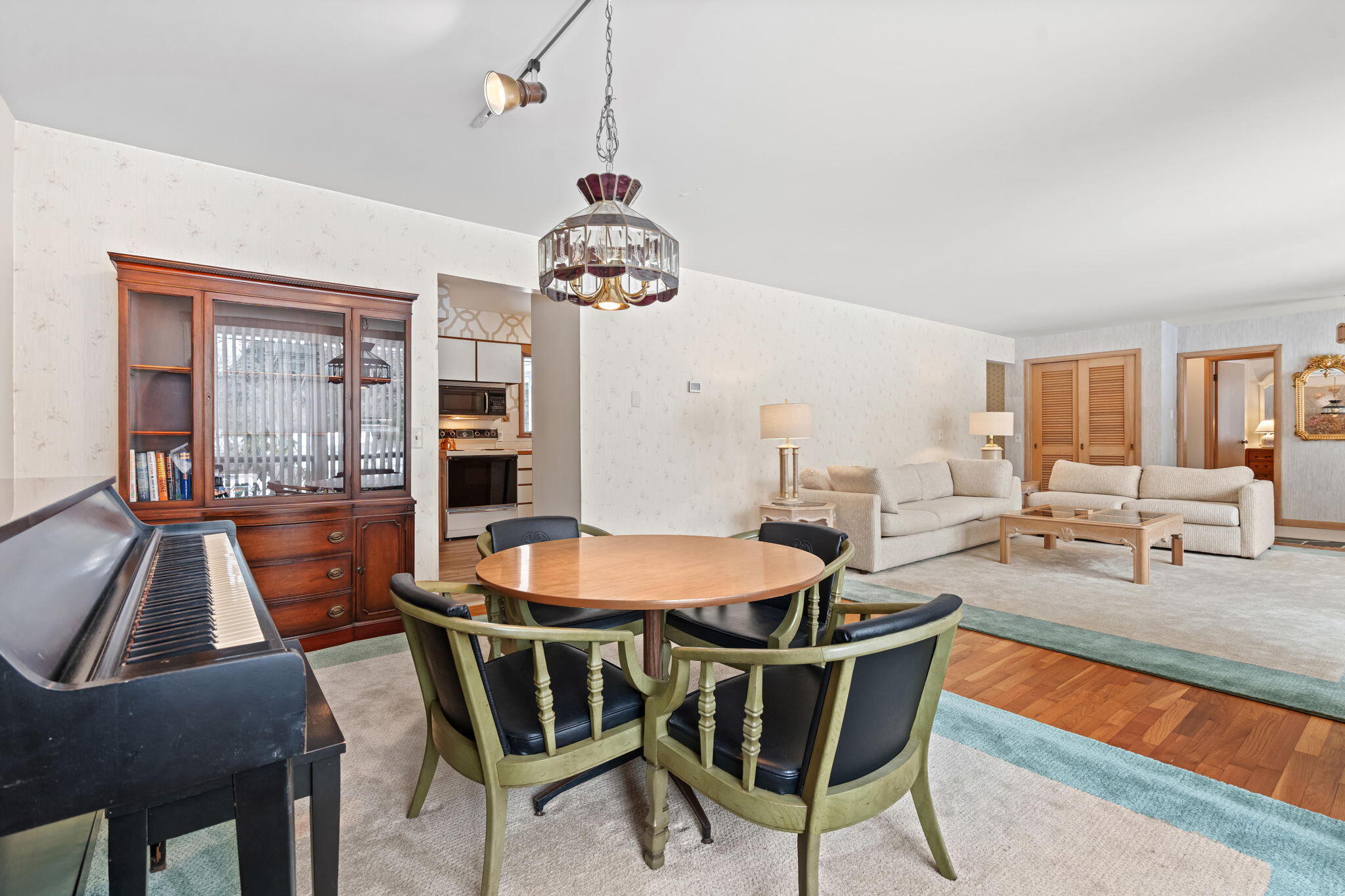 2095 Lakeshore Drive Fennville MI 49408