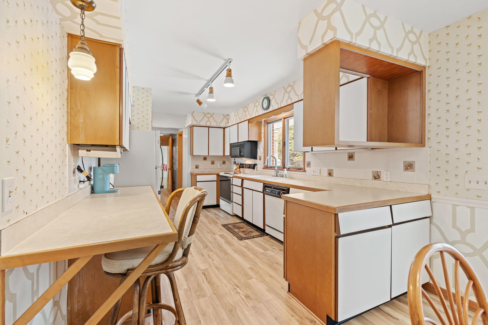 2095 Lakeshore Drive Fennville MI 49408