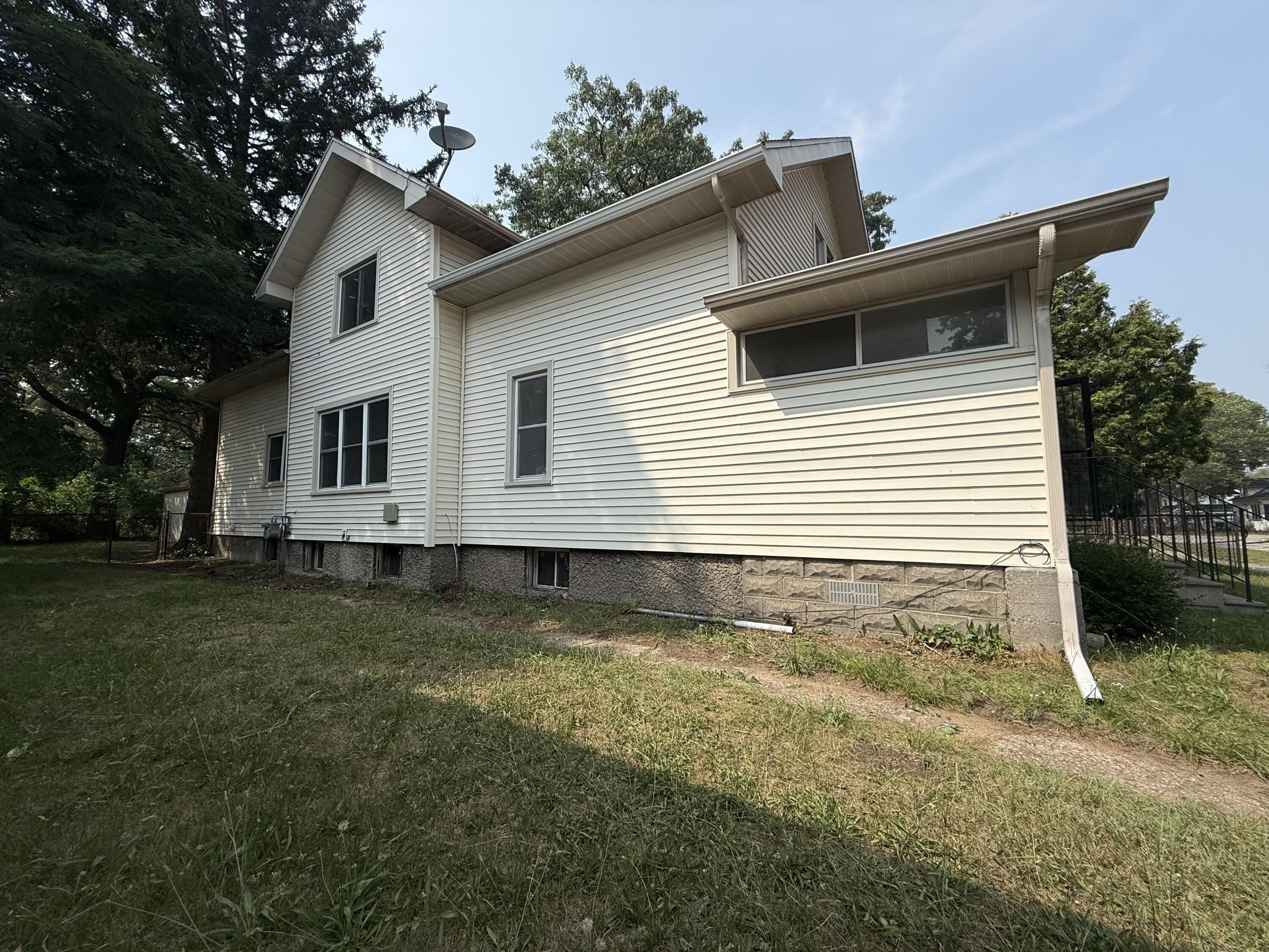 351 Erickson Street Muskegon MI 49442