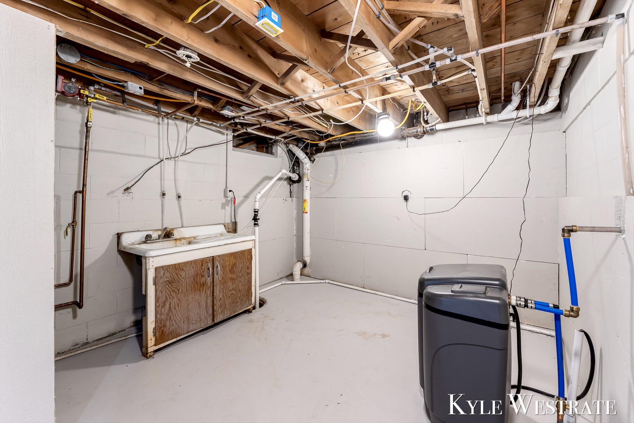 10019 10 Mile Road NE Rockford MI 49341