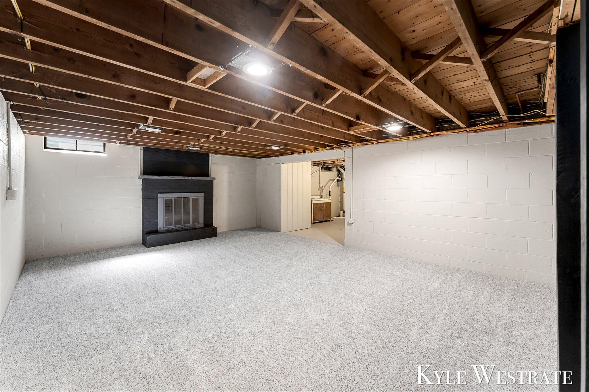 10019 10 Mile Road NE Rockford MI 49341
