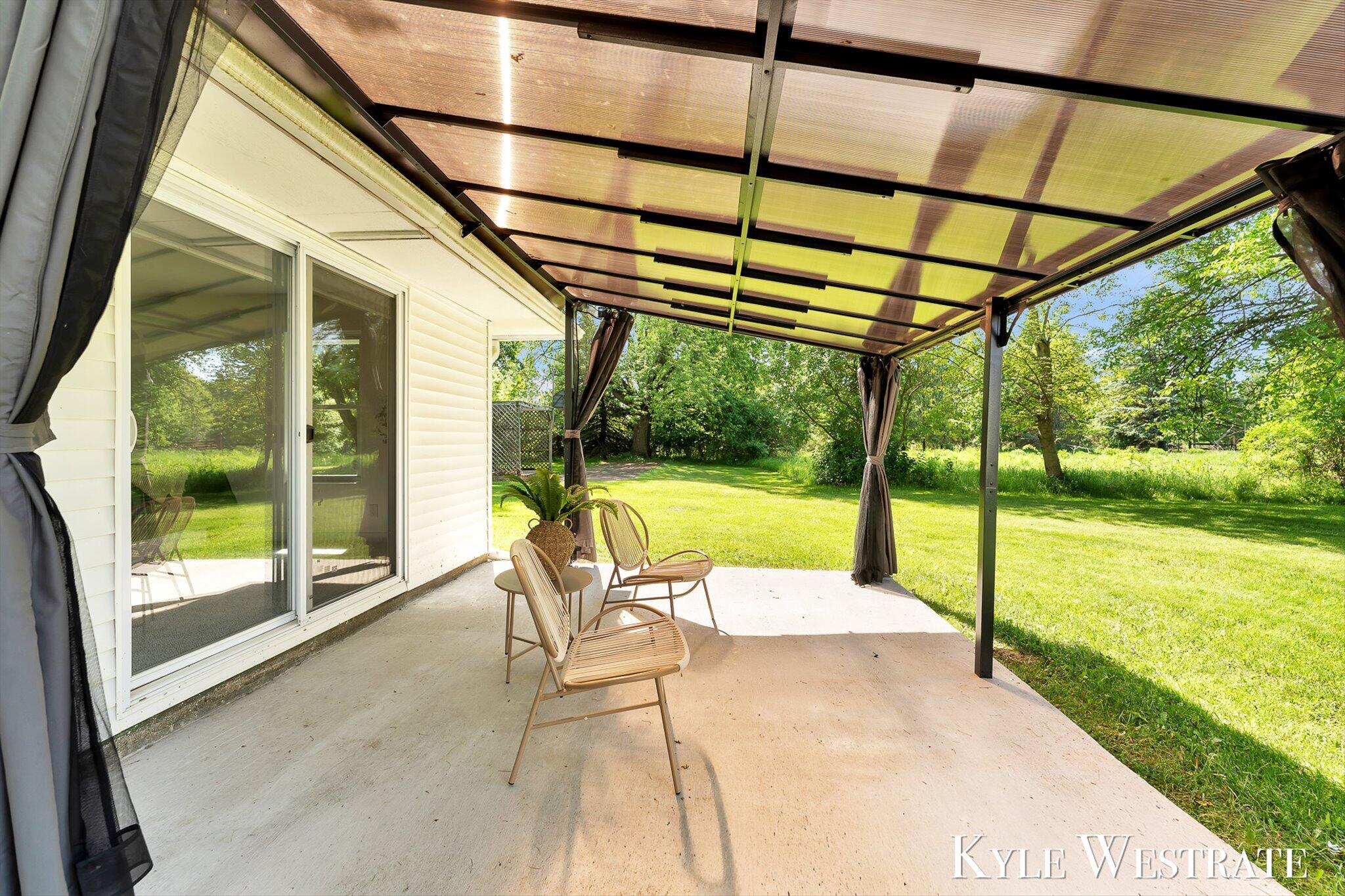 10019 10 Mile Road NE Rockford MI 49341