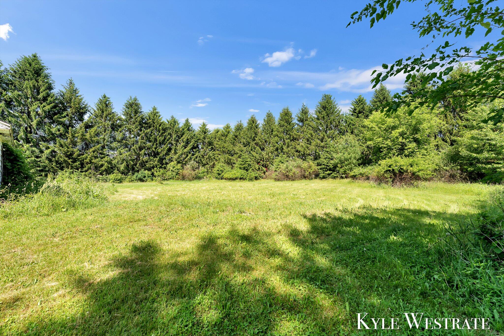 10019 10 Mile Road NE Rockford MI 49341
