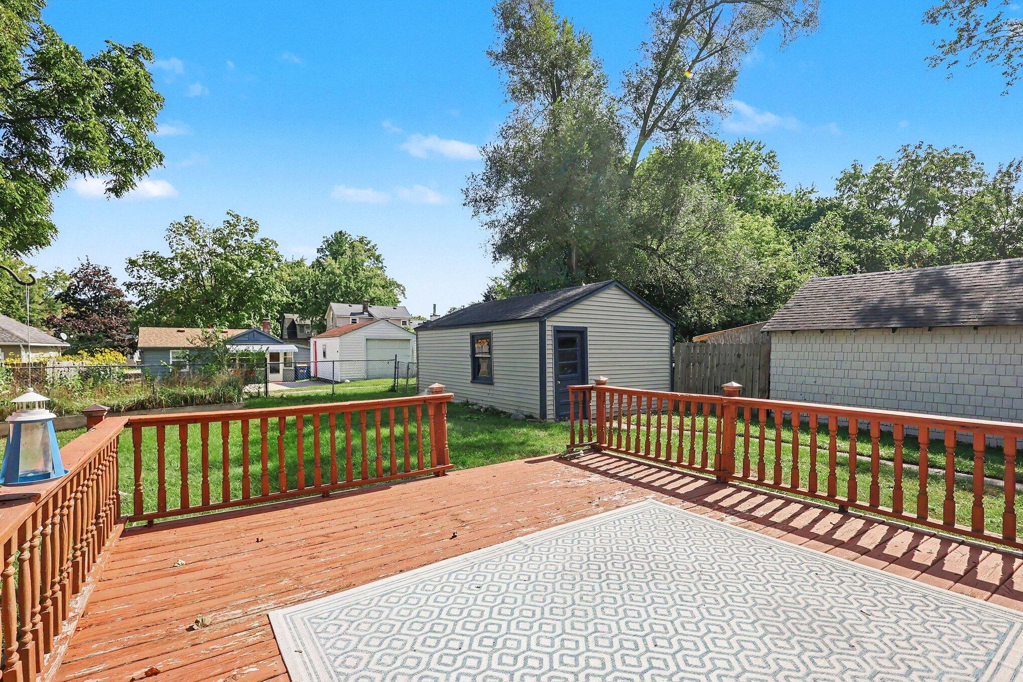 2020 Lafayette Avenue NE Grand Rapids MI 49505