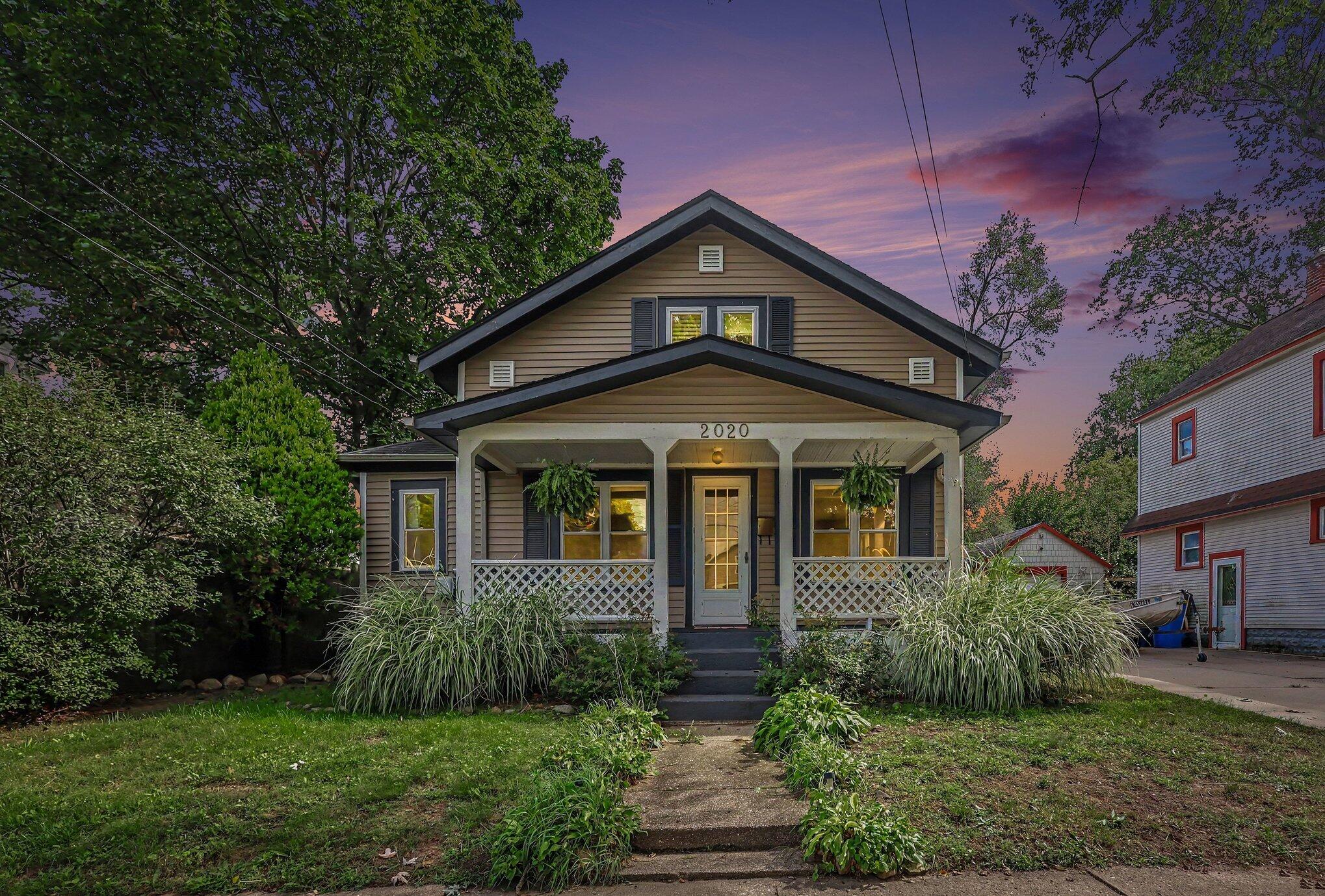 2020 Lafayette Avenue NE Grand Rapids MI 49505