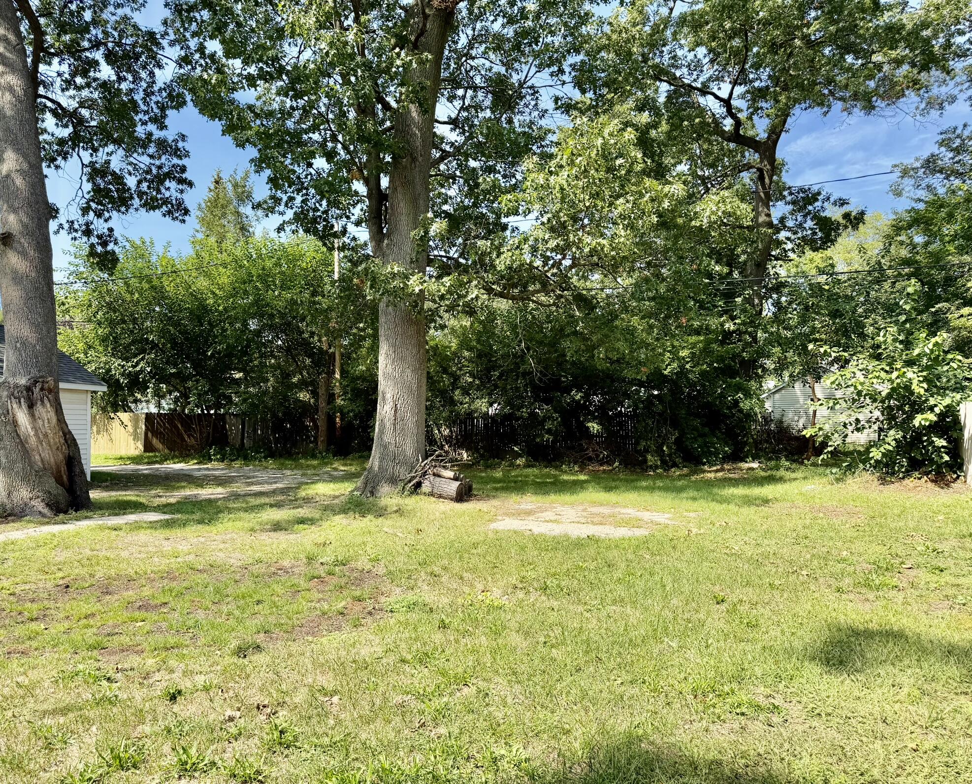 1318 Catherine Avenue Muskegon MI 49442