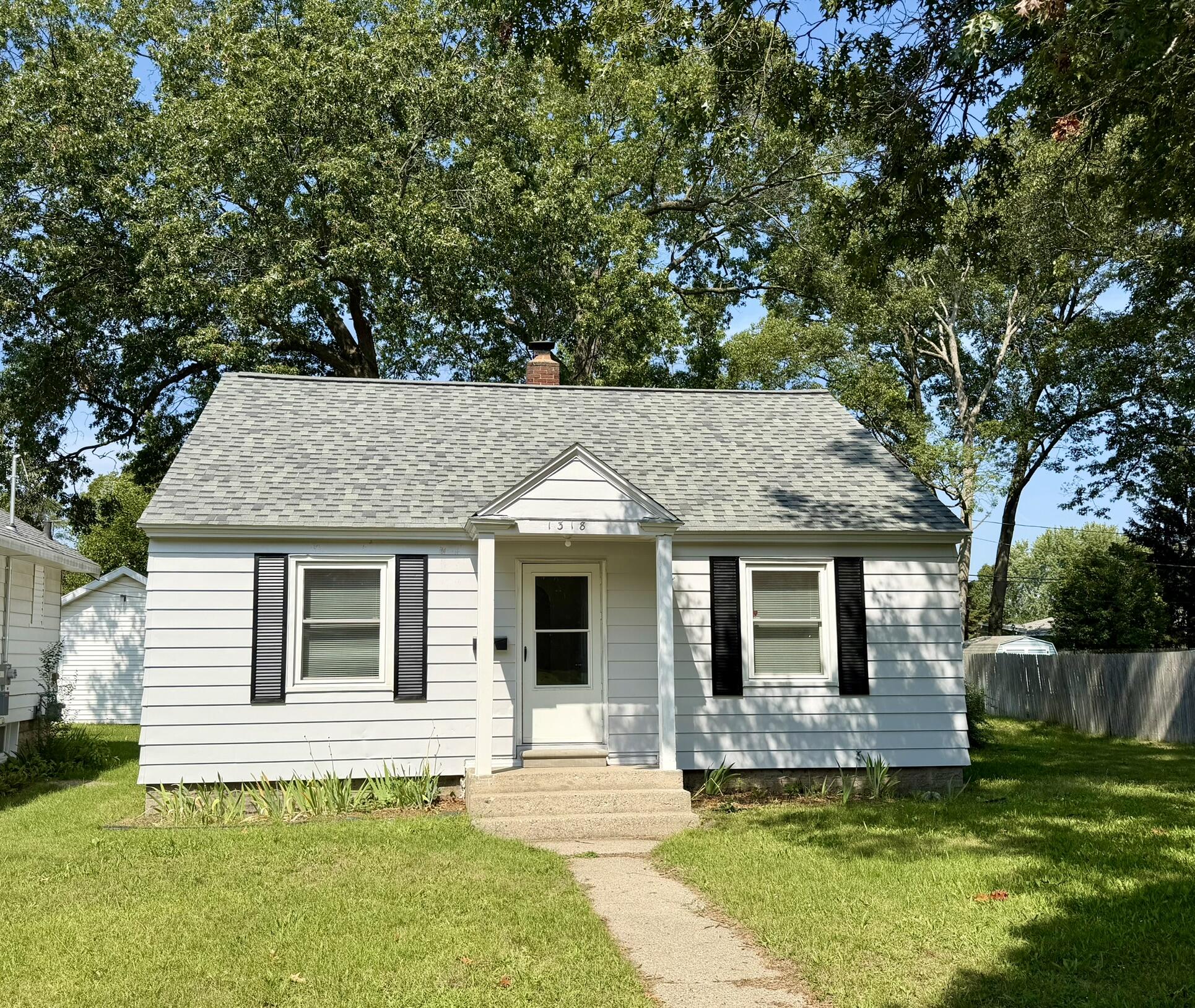 1318 Catherine Avenue Muskegon MI 49442