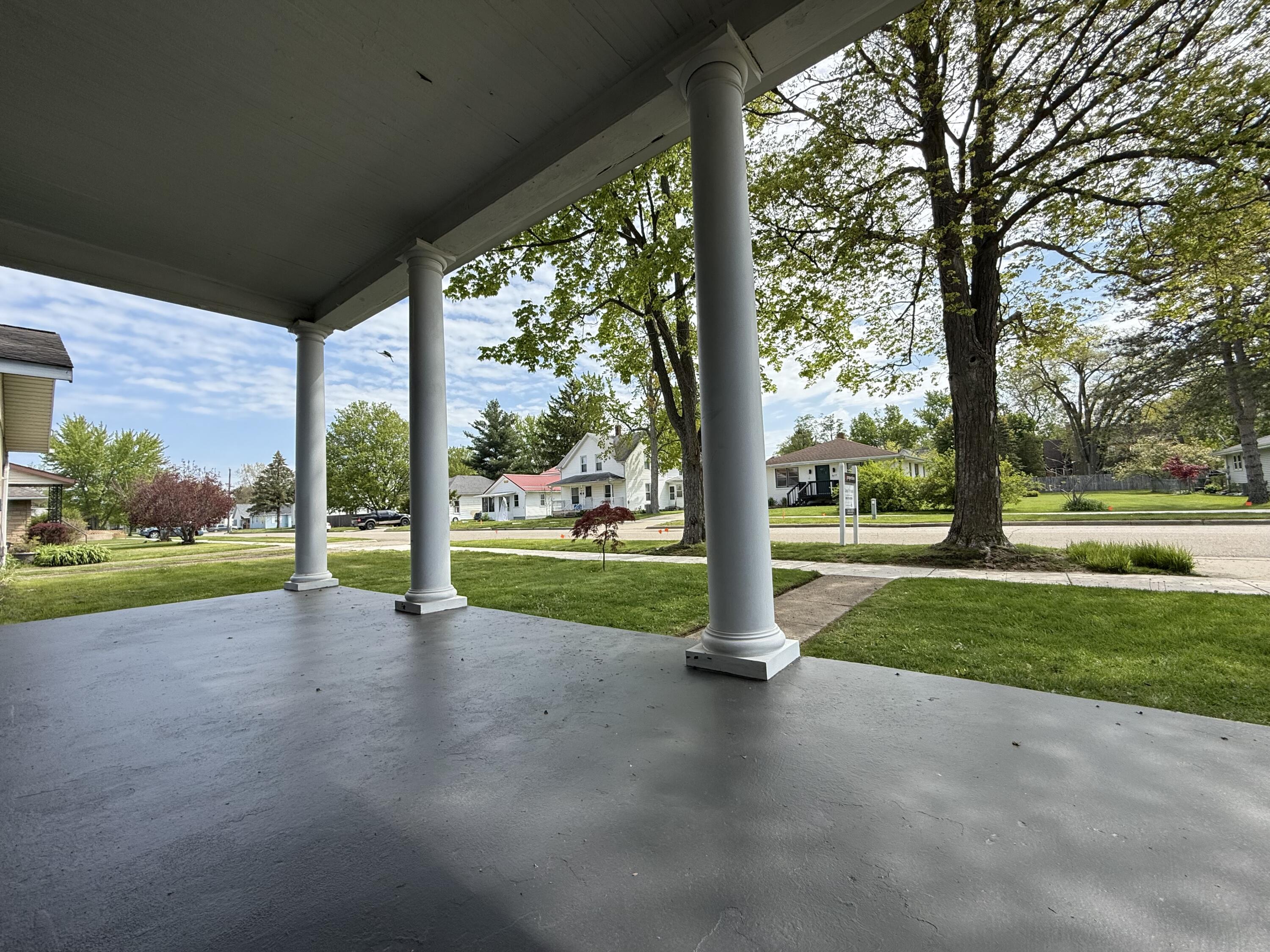 614 Magnolia Street Three Oaks MI 49128