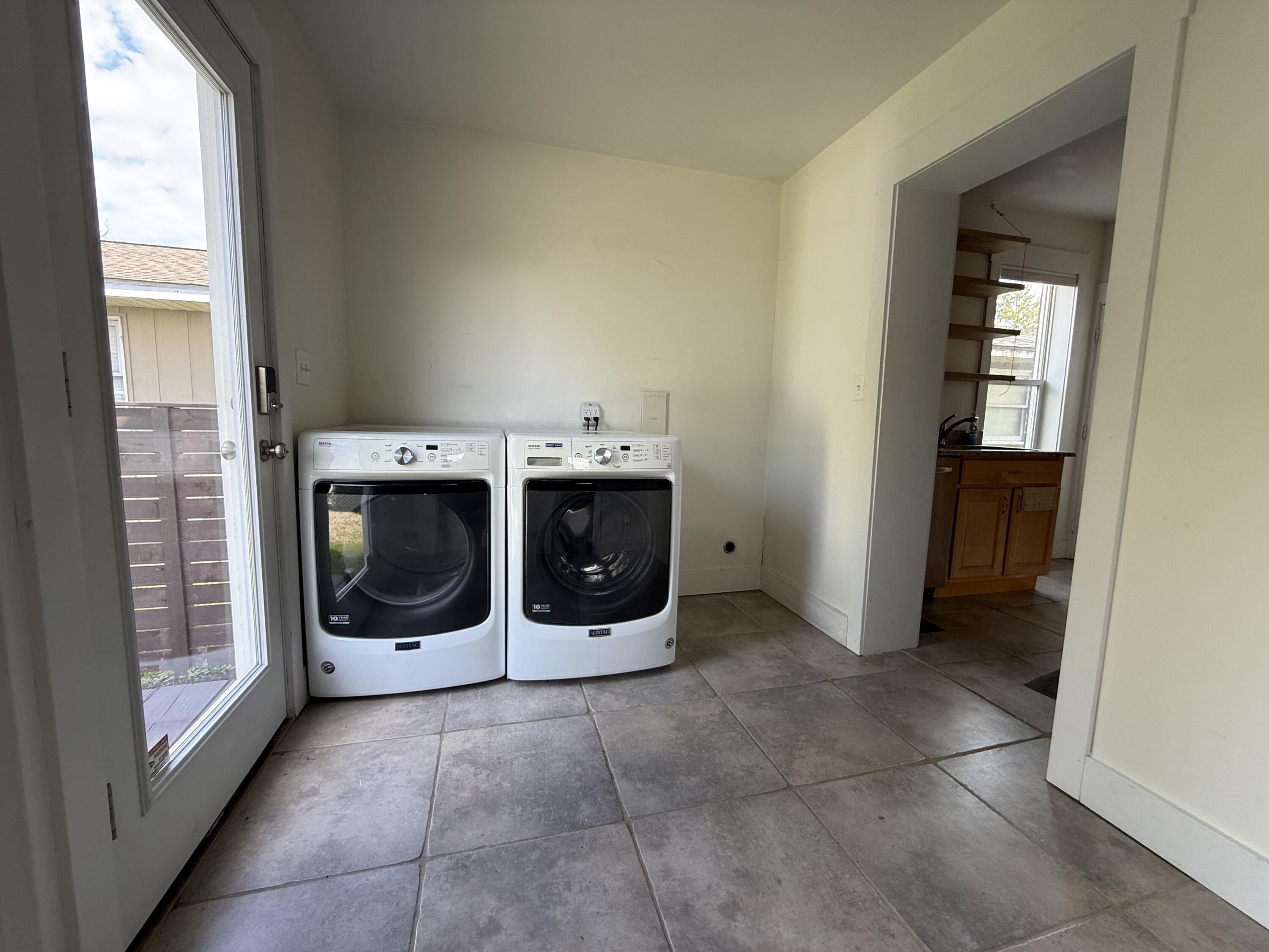 614 Magnolia Street Three Oaks MI 49128