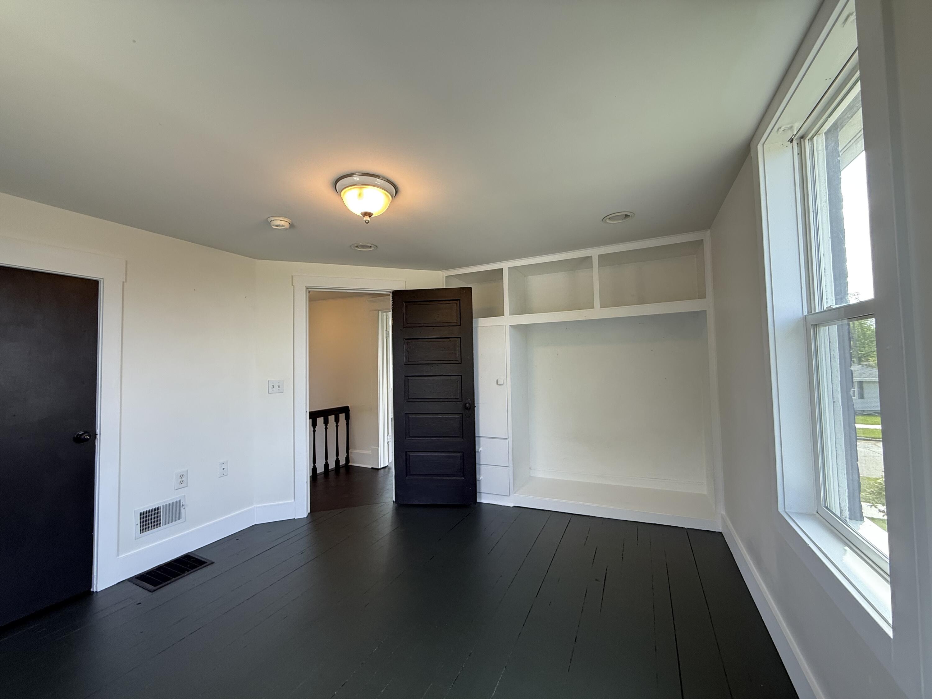 614 Magnolia Street Three Oaks MI 49128