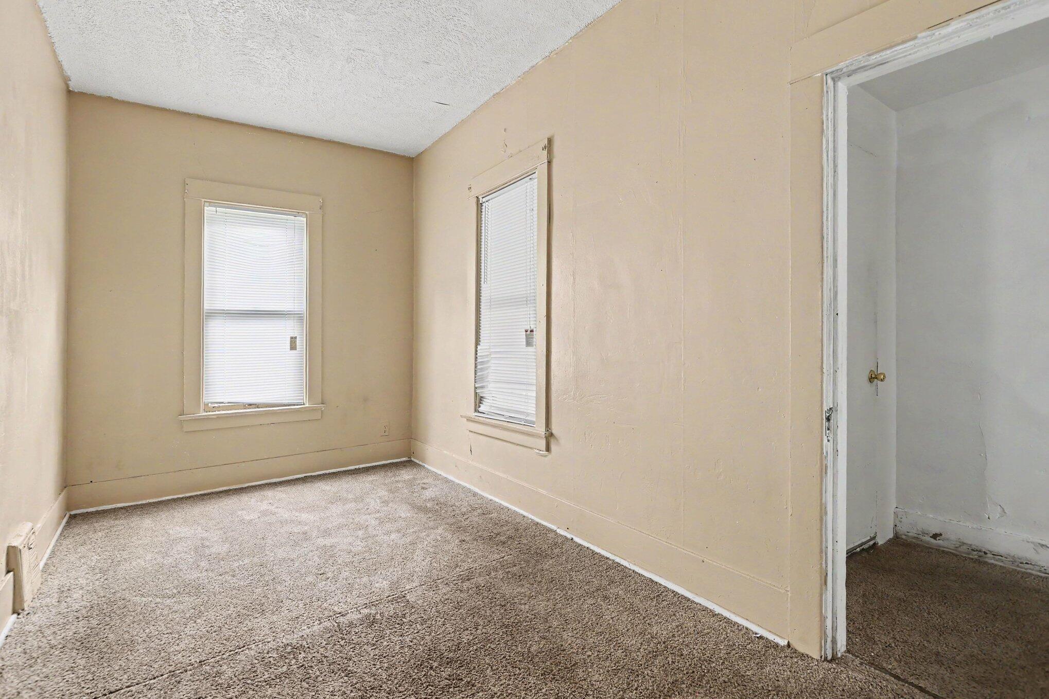 549 E Britain Avenue Benton Harbor MI 49022